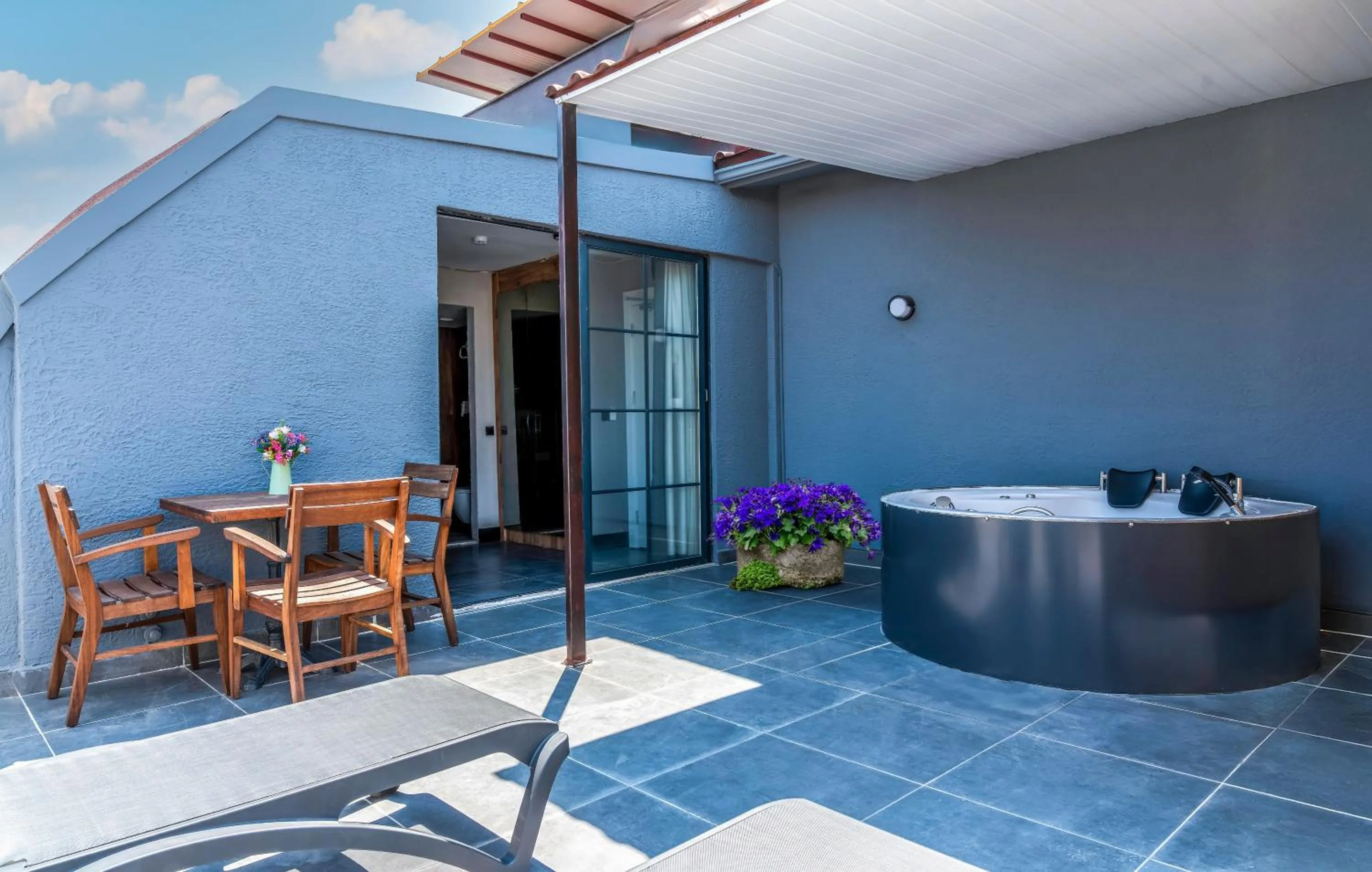 Balcony/Terrace in Mielo Lara Hotel