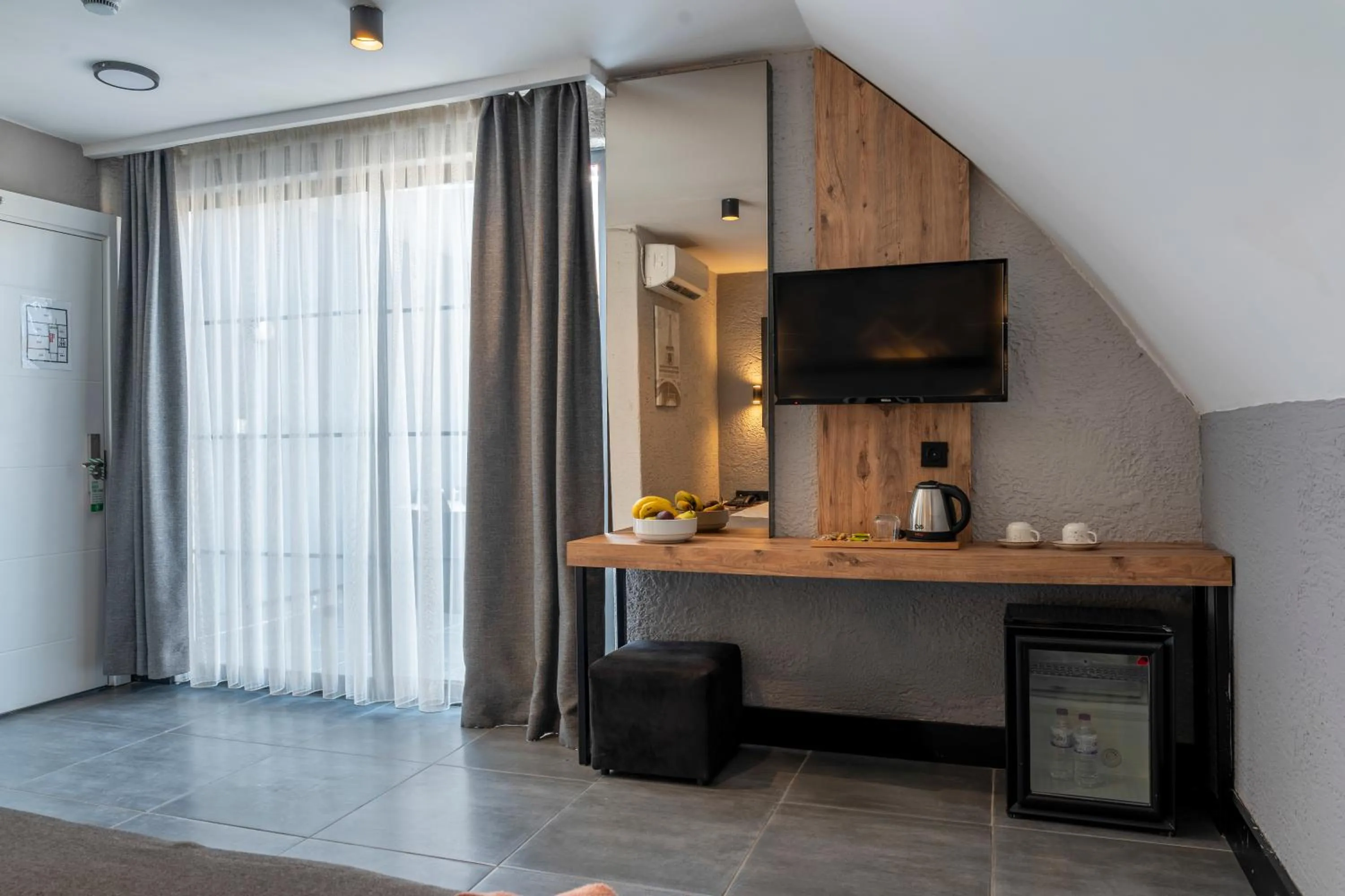 Bedroom in Mielo Lara Hotel