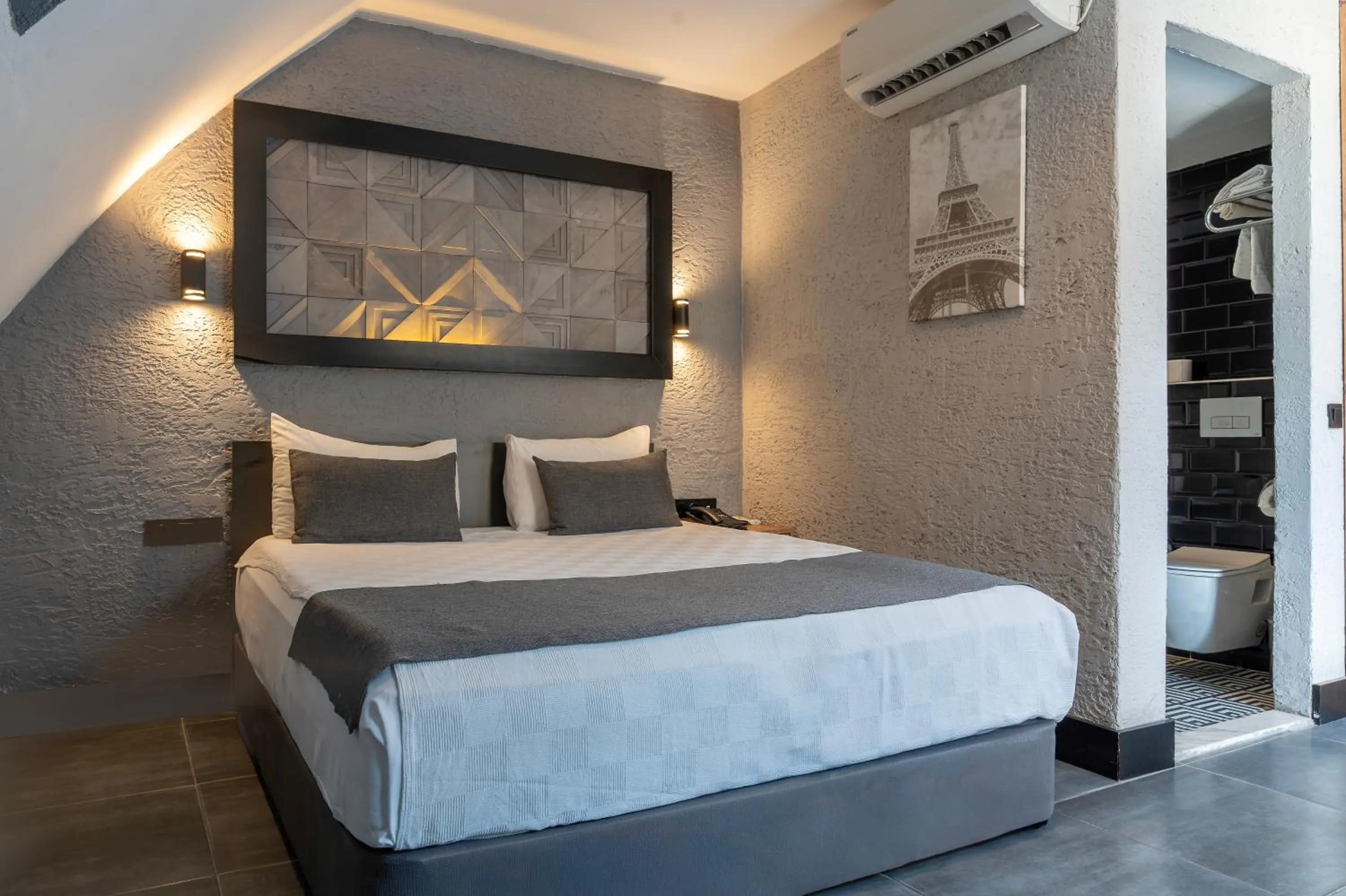 Bedroom, Bed in Mielo Lara Hotel