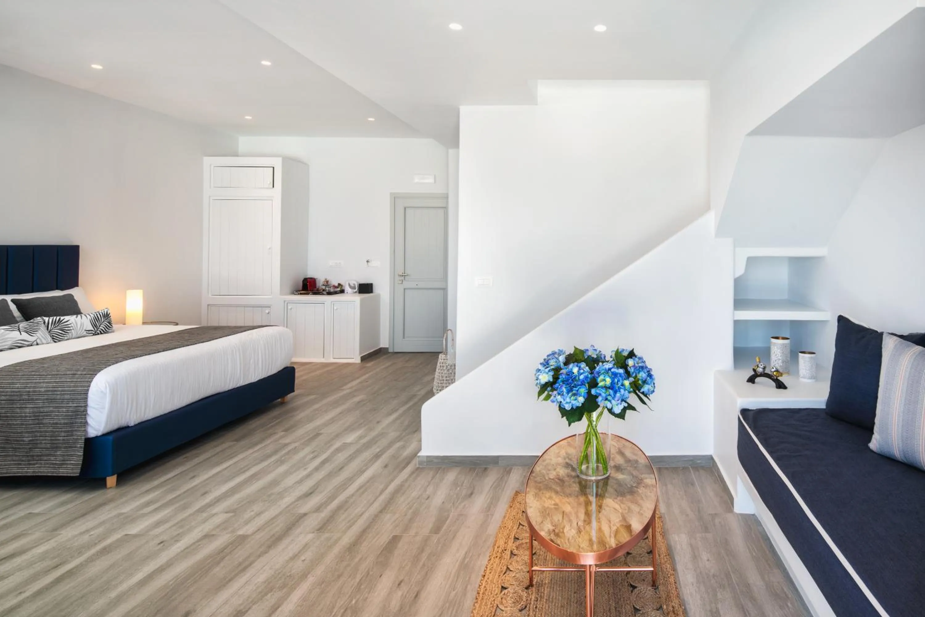 Bed in Siete Mares Luxury Suites