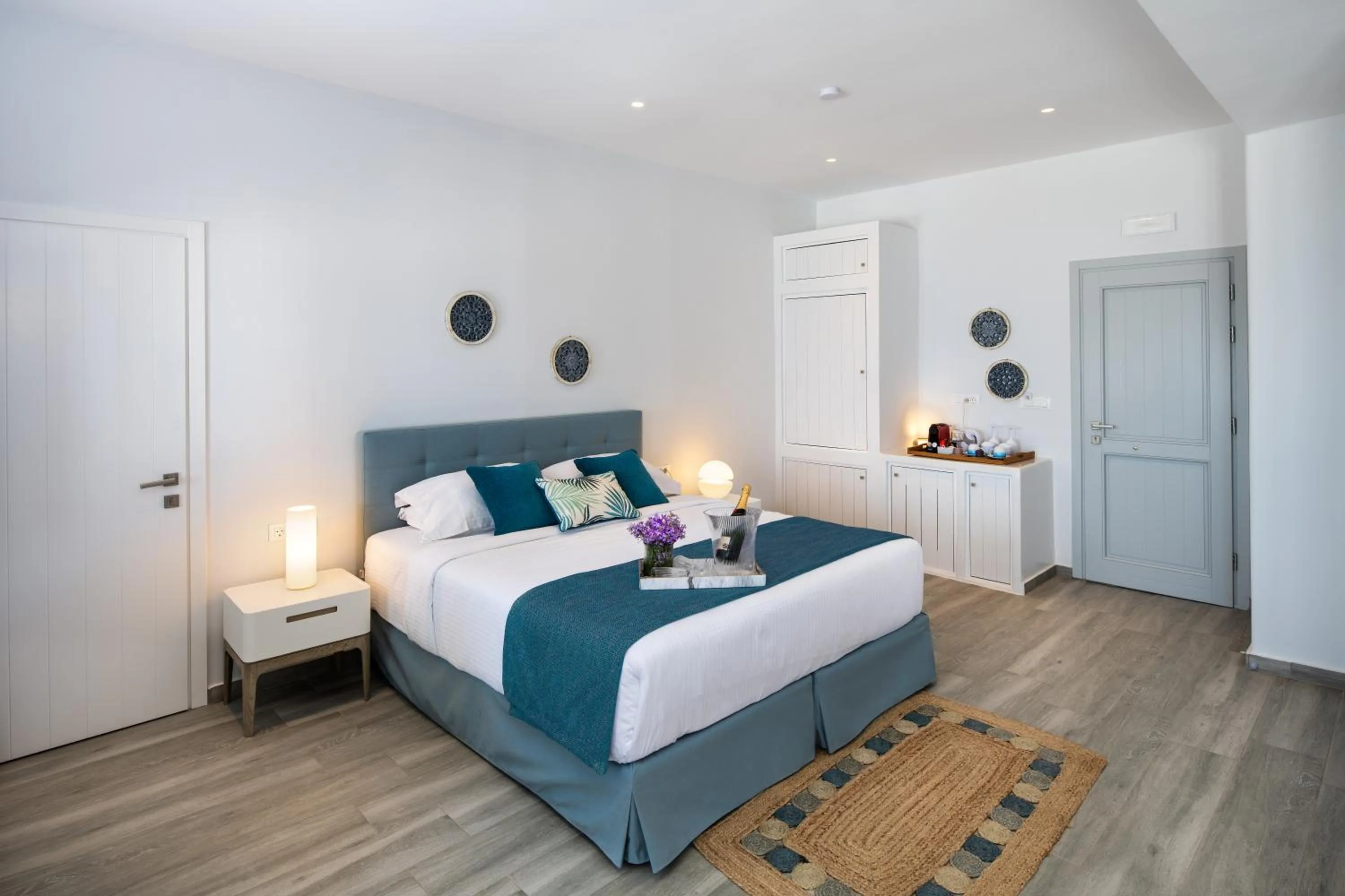 Bed in Siete Mares Luxury Suites