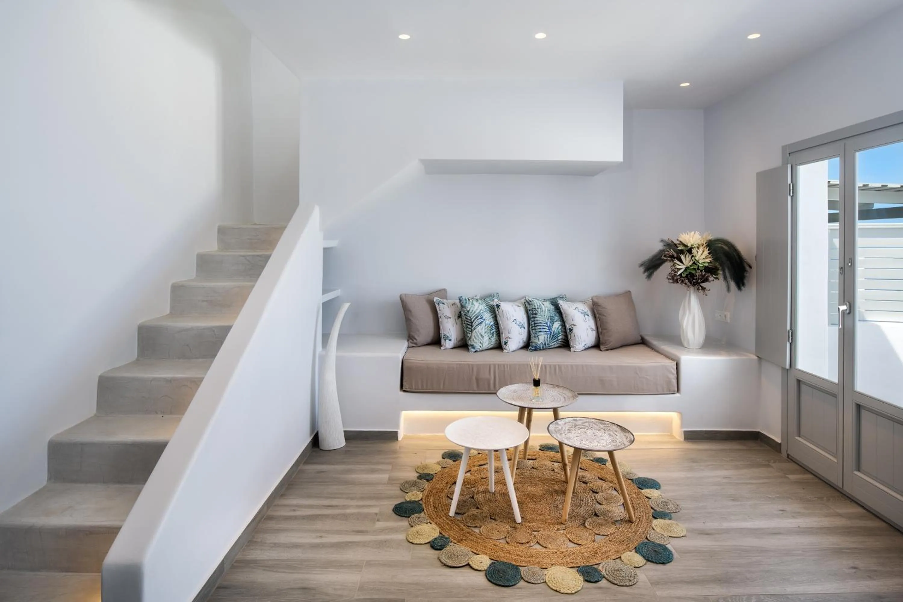 Seating area in Siete Mares Luxury Suites