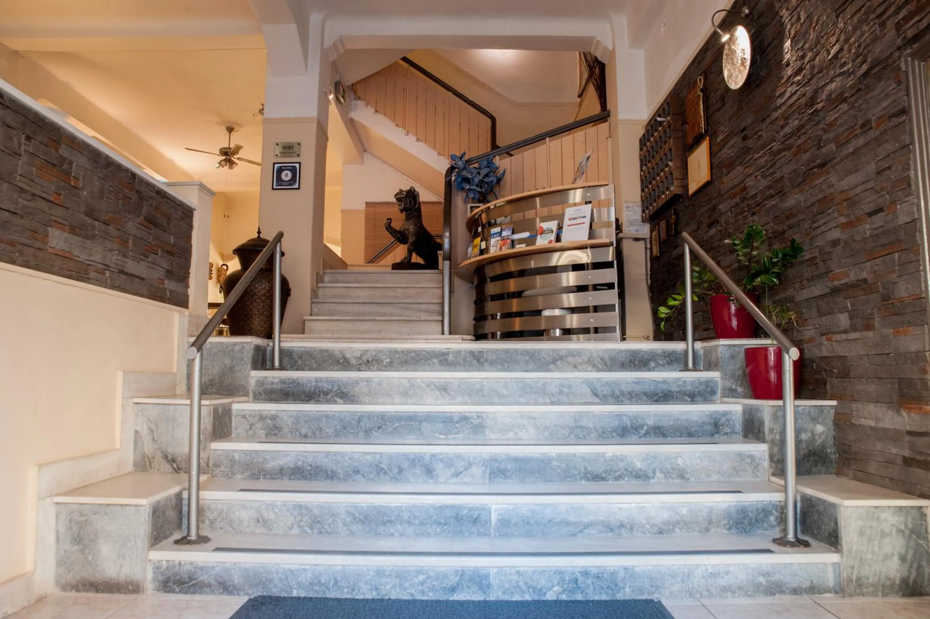 Facade/entrance in Plaza Hotel