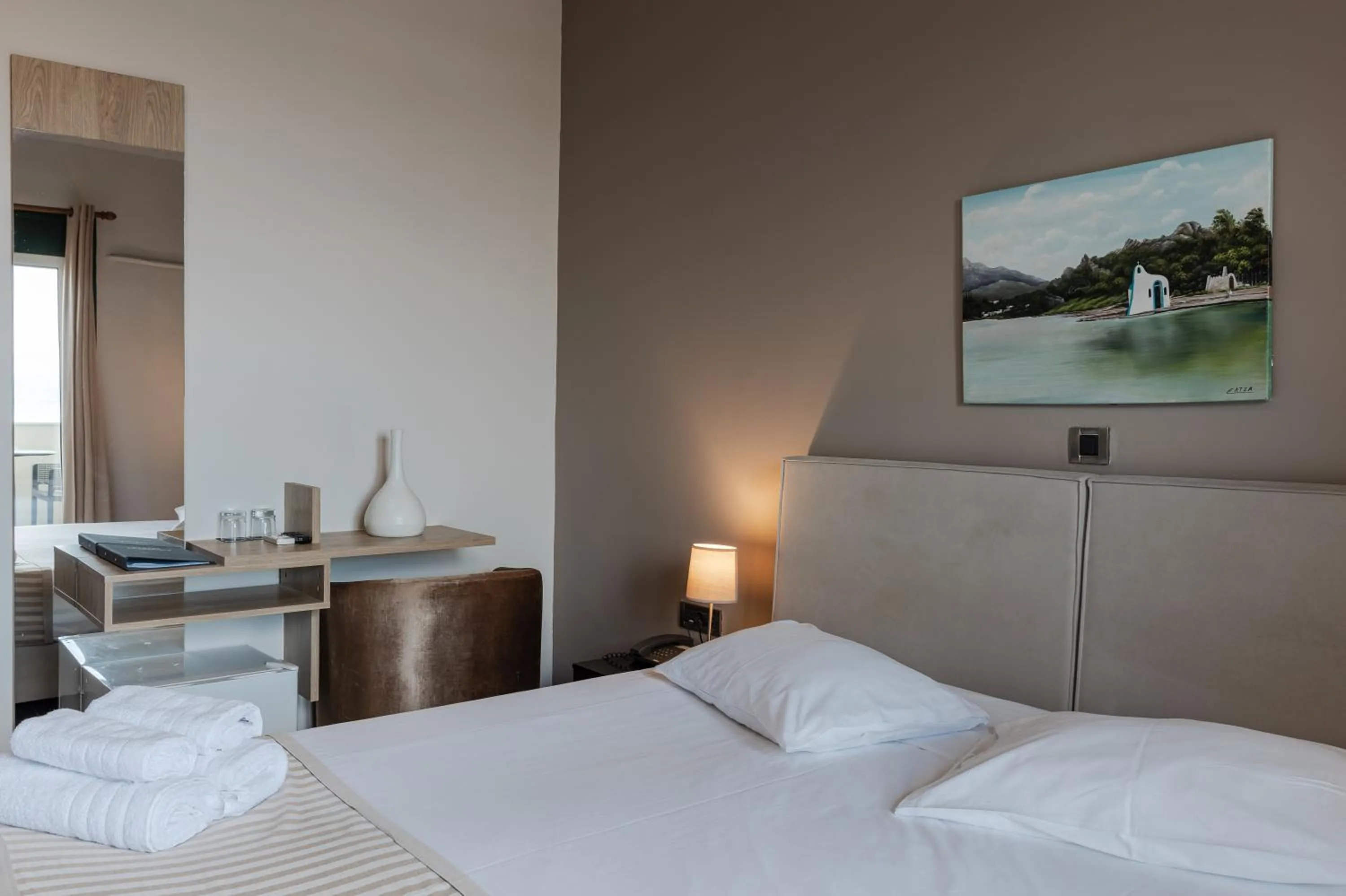 Photo of the whole room, Bed in Plaza Hotel