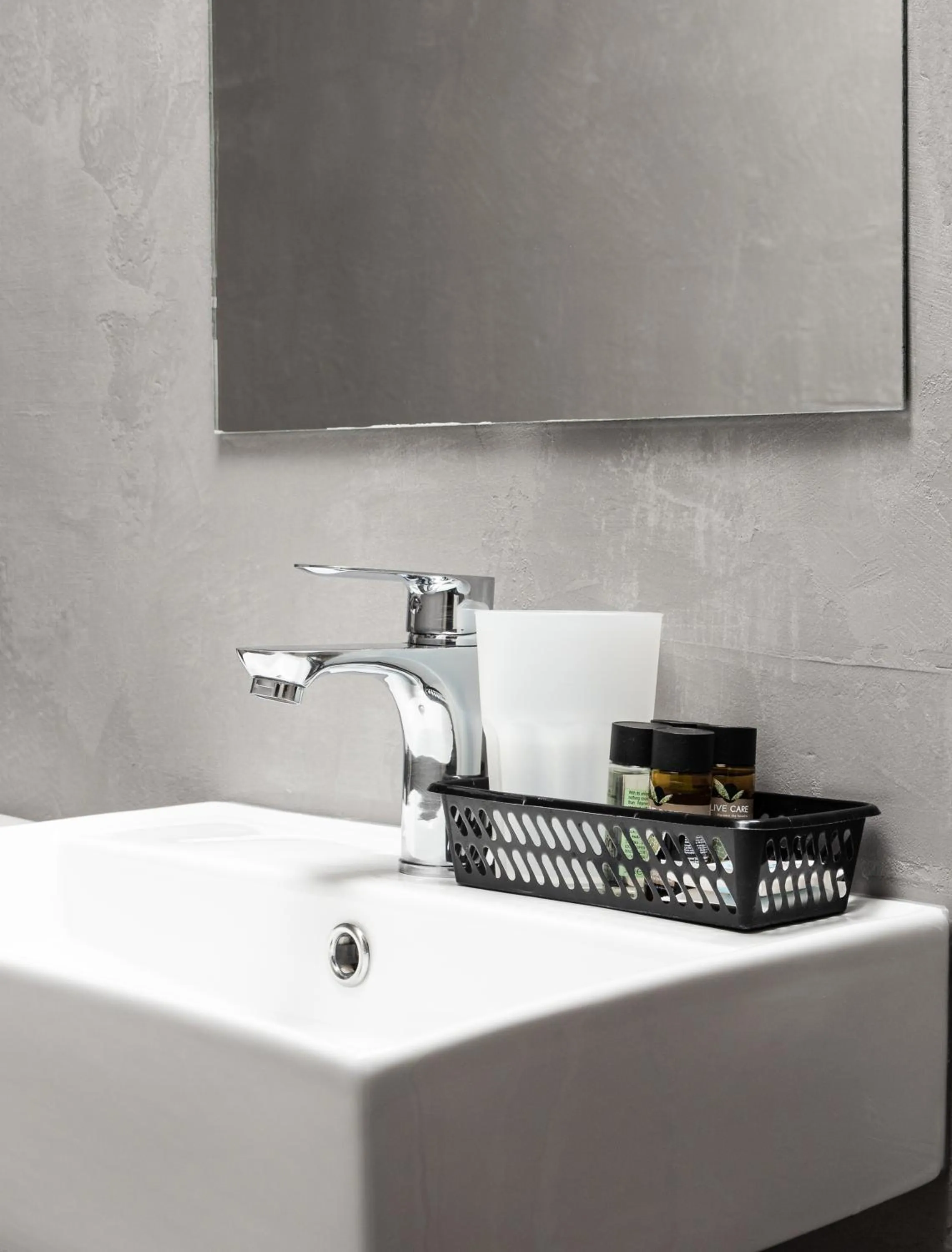 Bathroom in Plaza Hotel