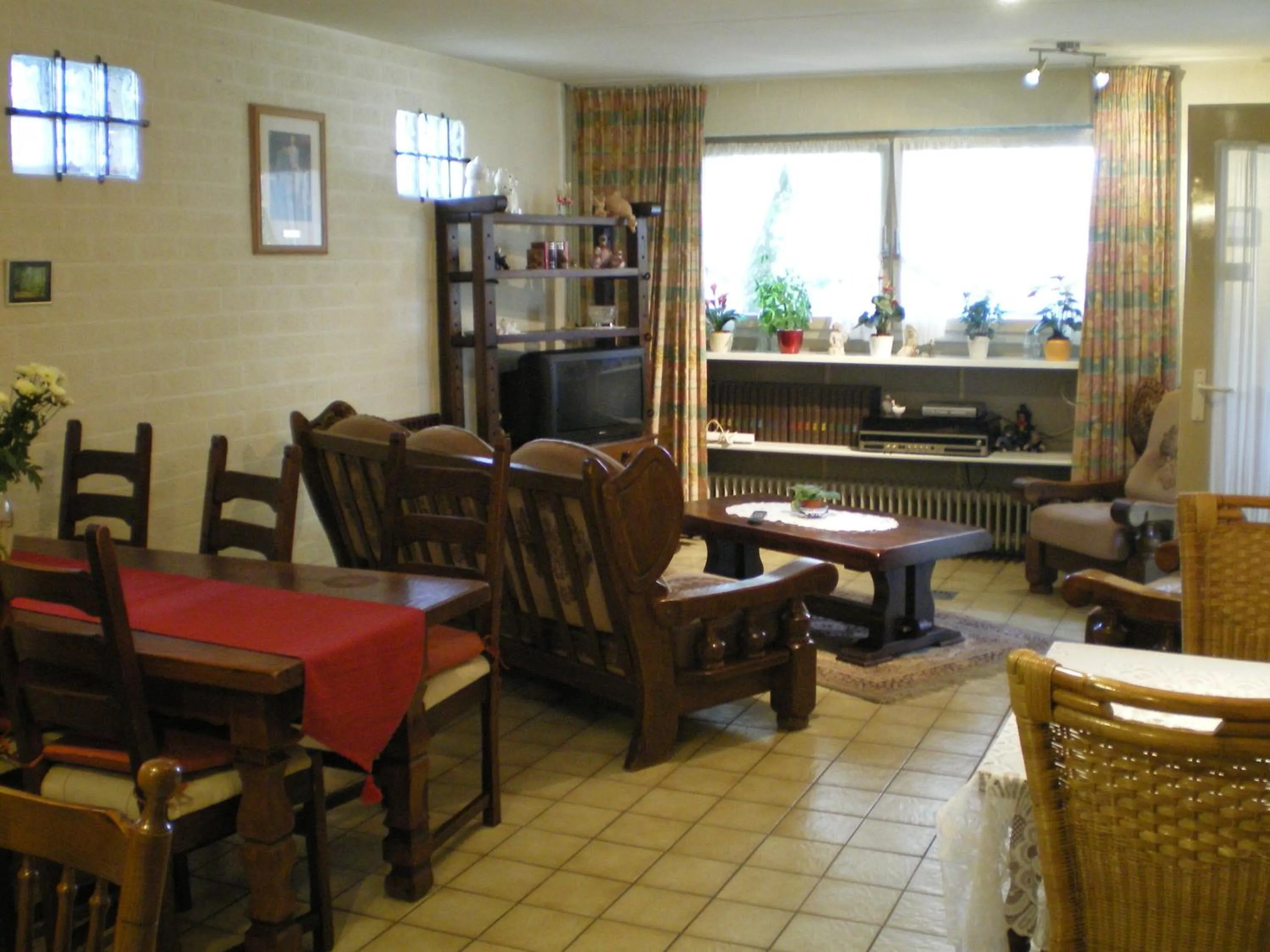 Seating area, Restaurant/Places to Eat in Pension Neske