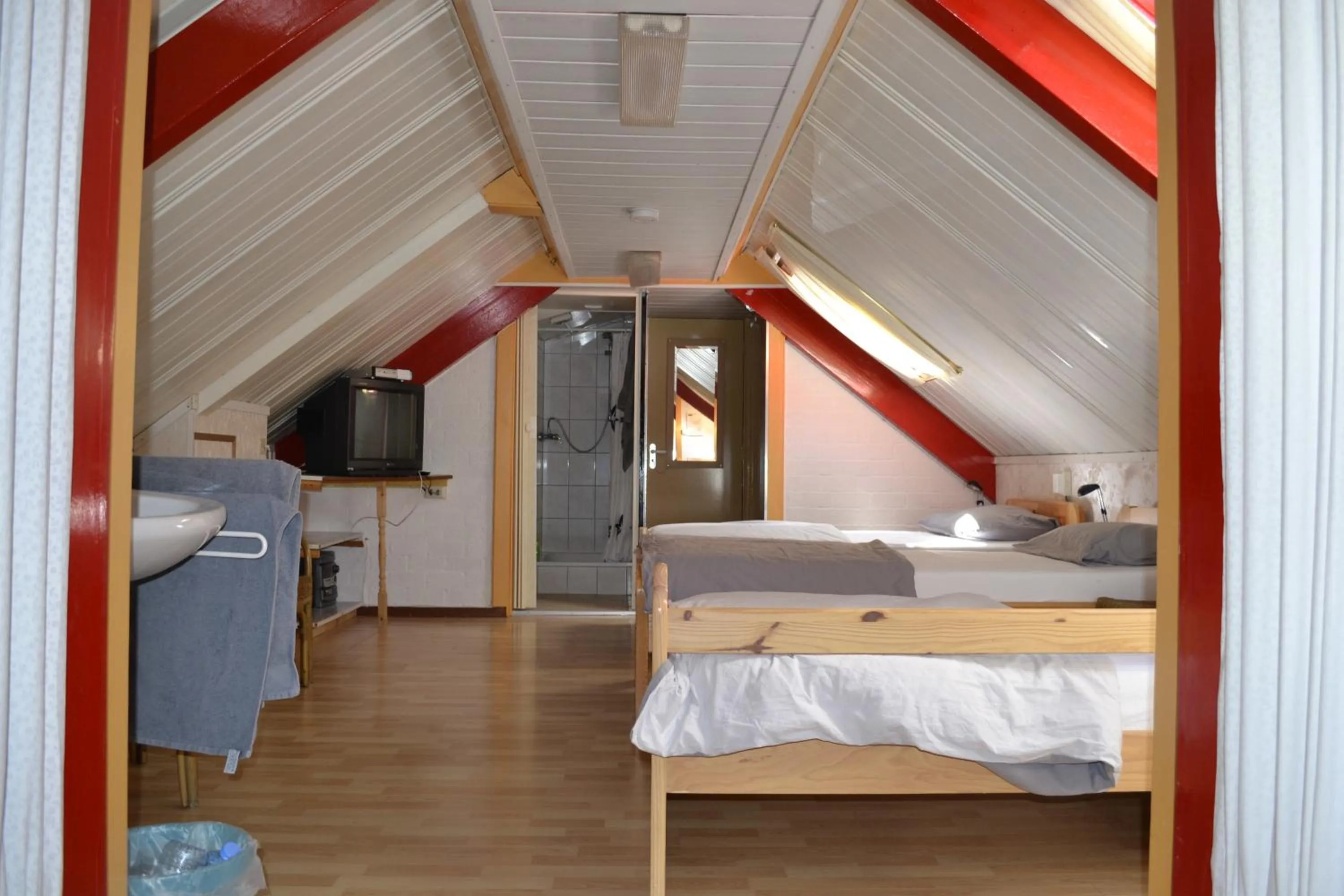 Photo of the whole room in Pension Neske