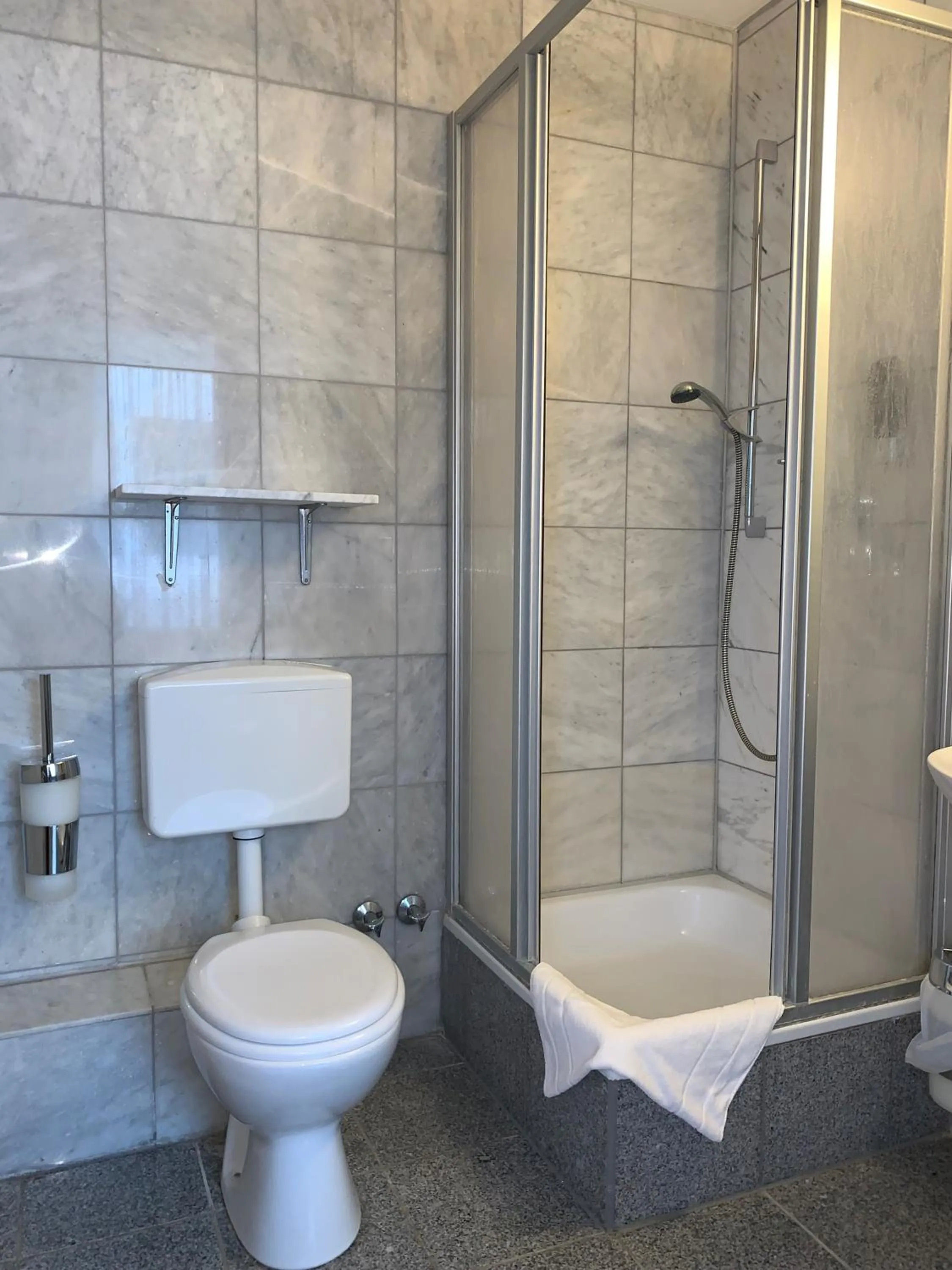 Bathroom in Hotel Zentrum