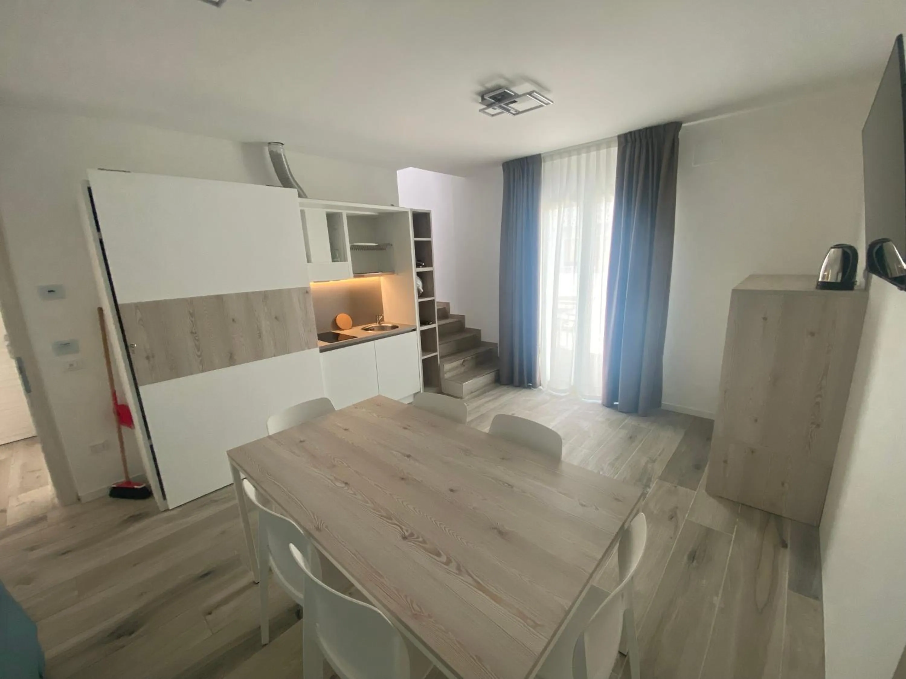 Kitchen or kitchenette in Marina Suites & Apartments 4 stelle S