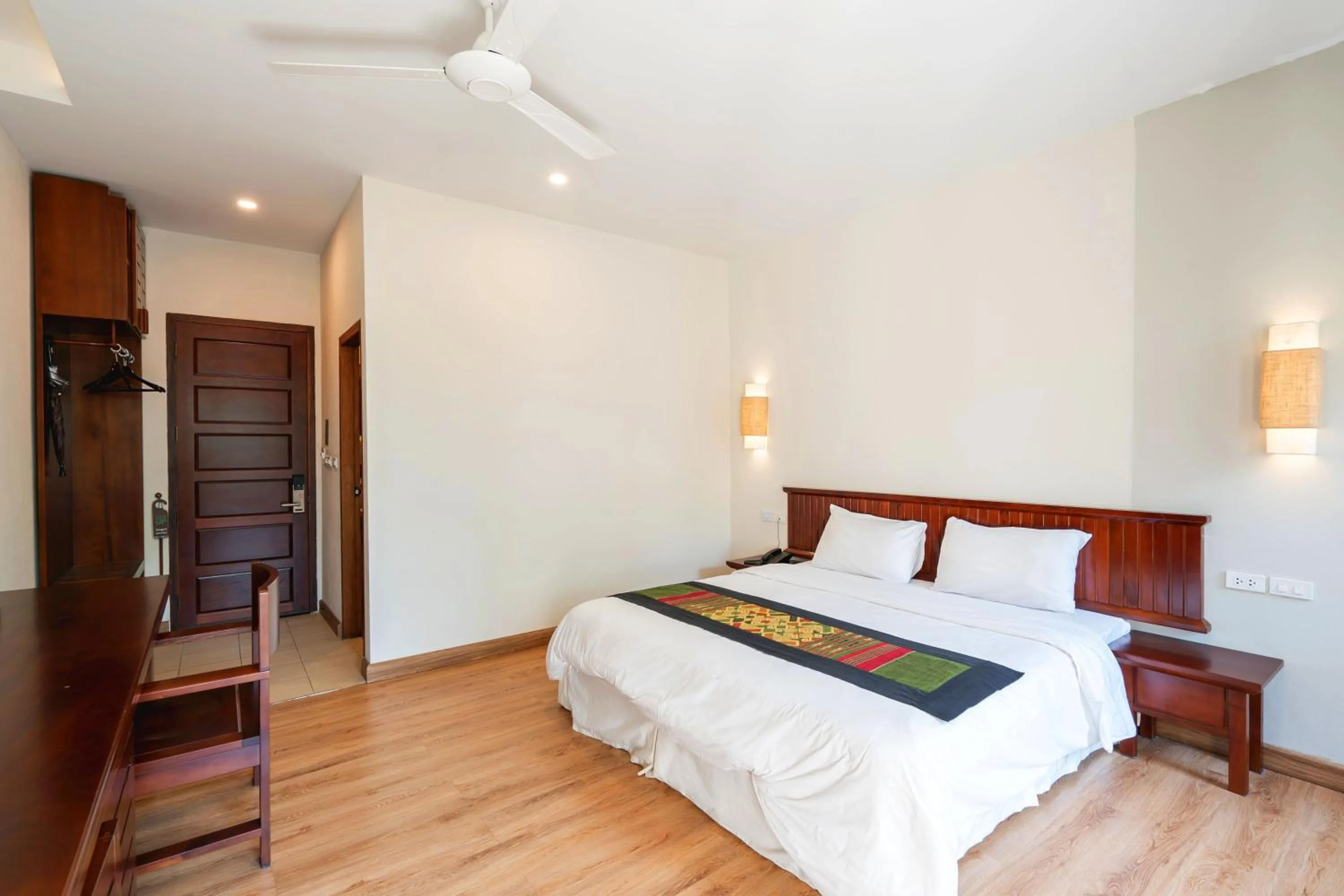 Bed in Sabaidee Valley