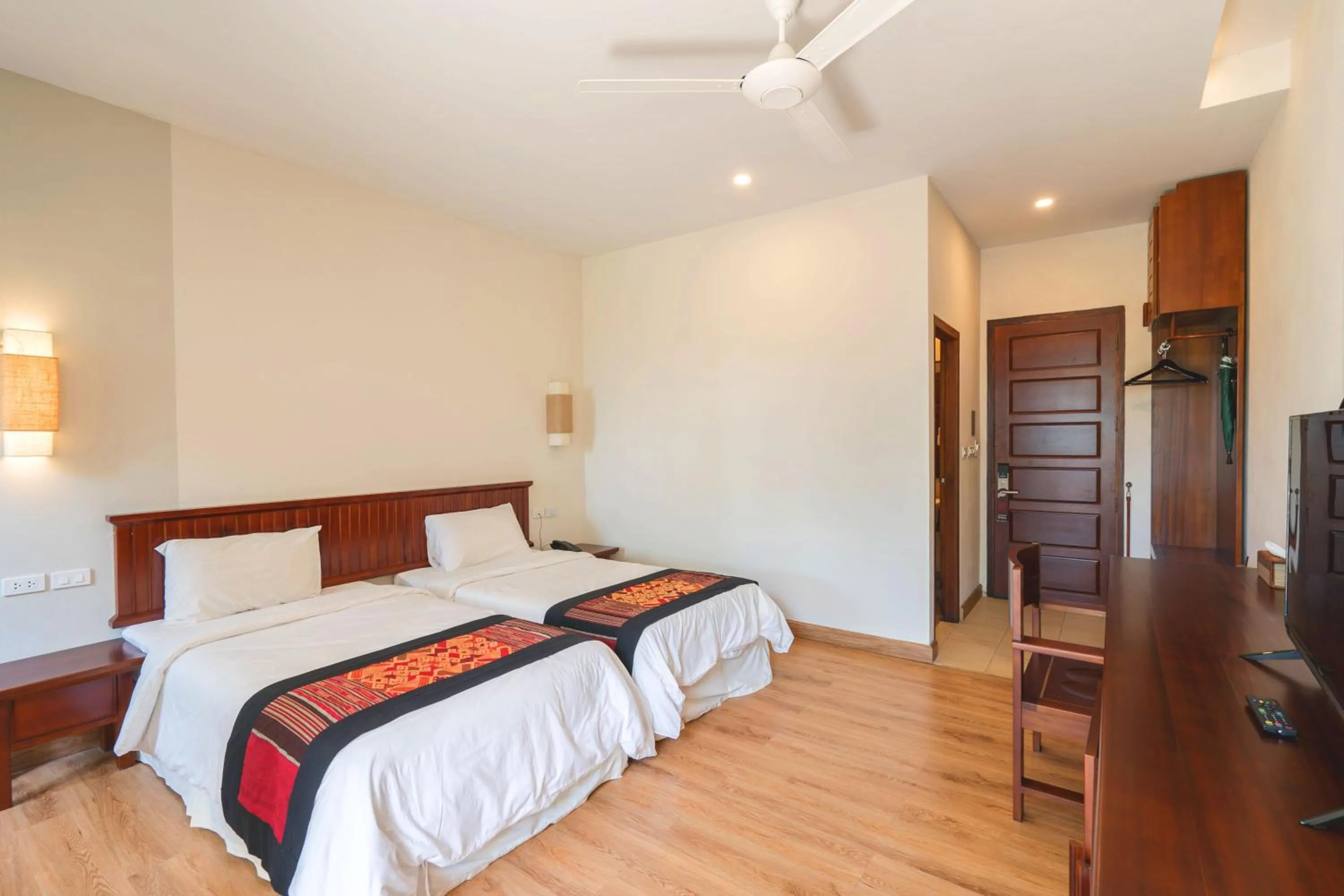 Bed in Sabaidee Valley