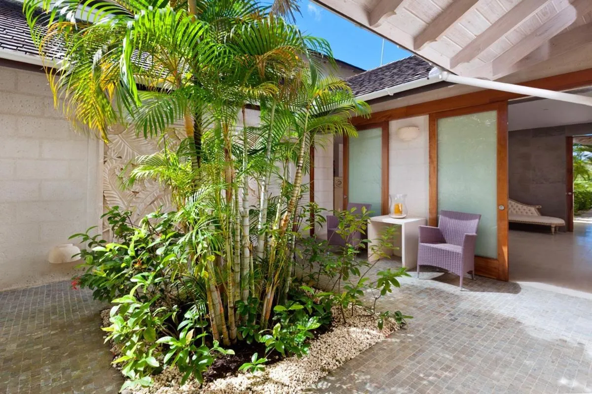 Garden in Tom Tom by Blue Sky Luxury