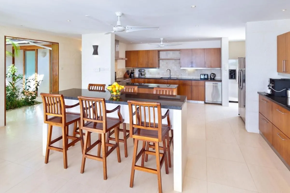 Kitchen or kitchenette in Tom Tom by Blue Sky Luxury