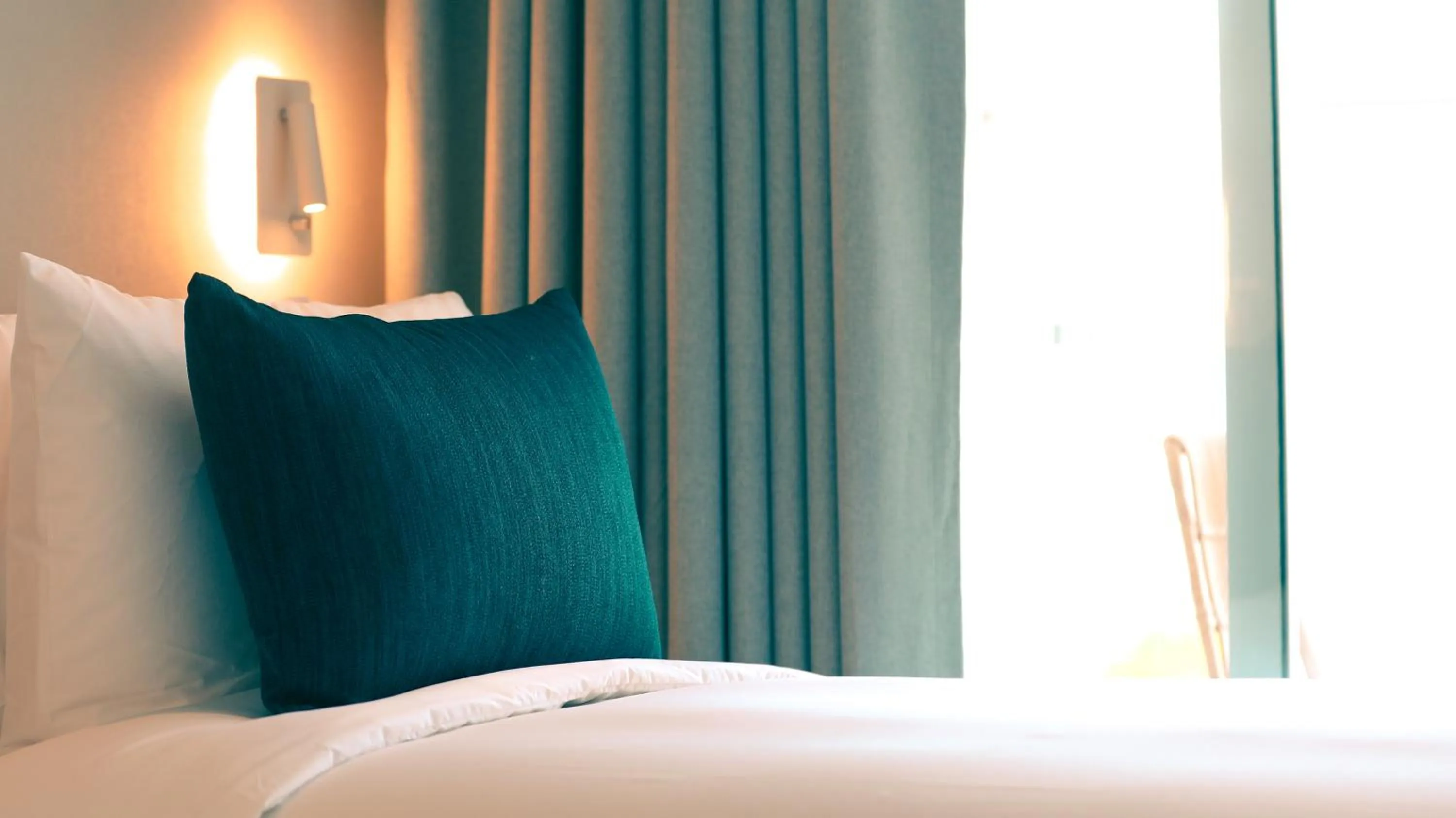 Bed in Connect Busan Hotel & Residence