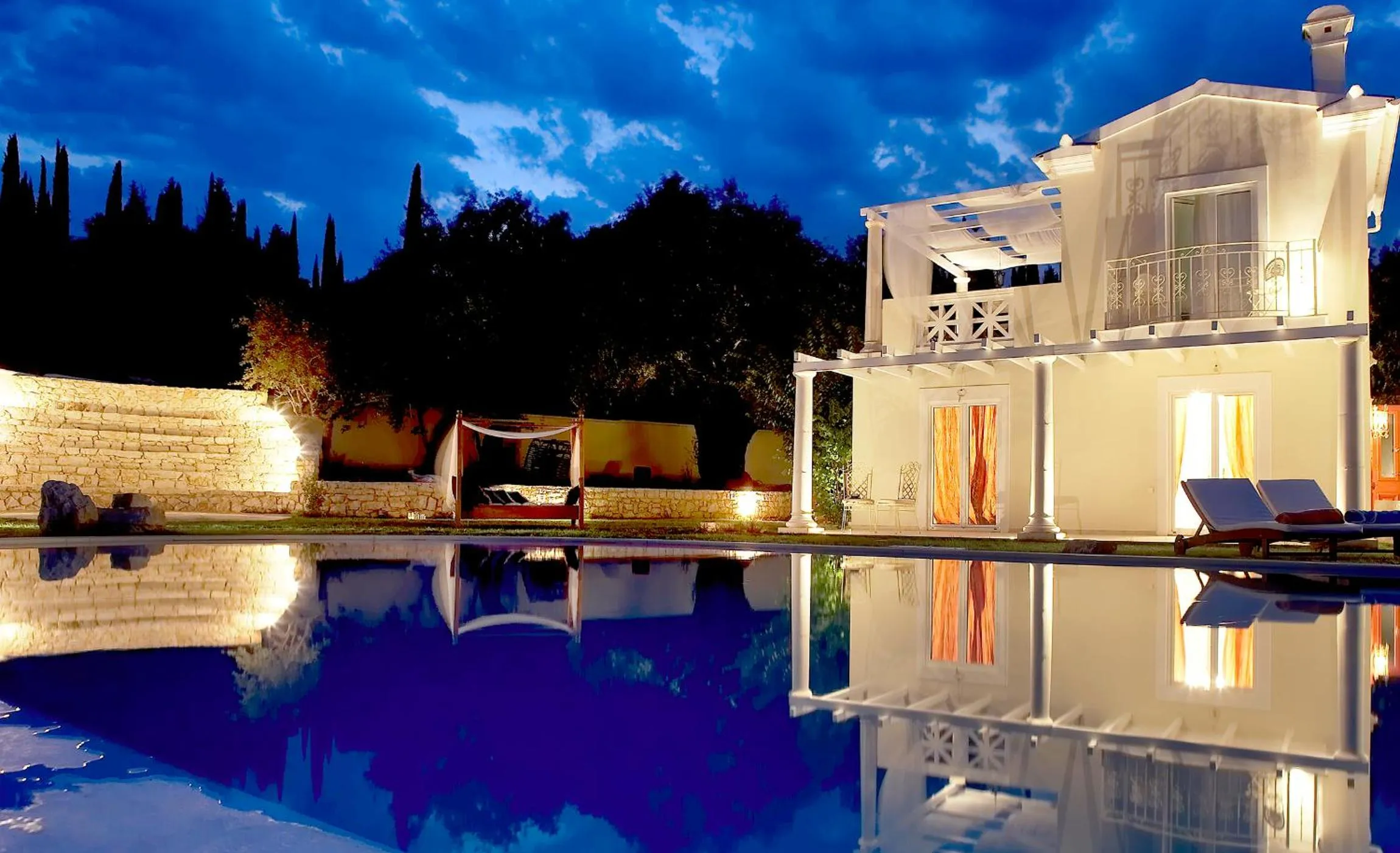 Swimming pool in Castello Di Vista