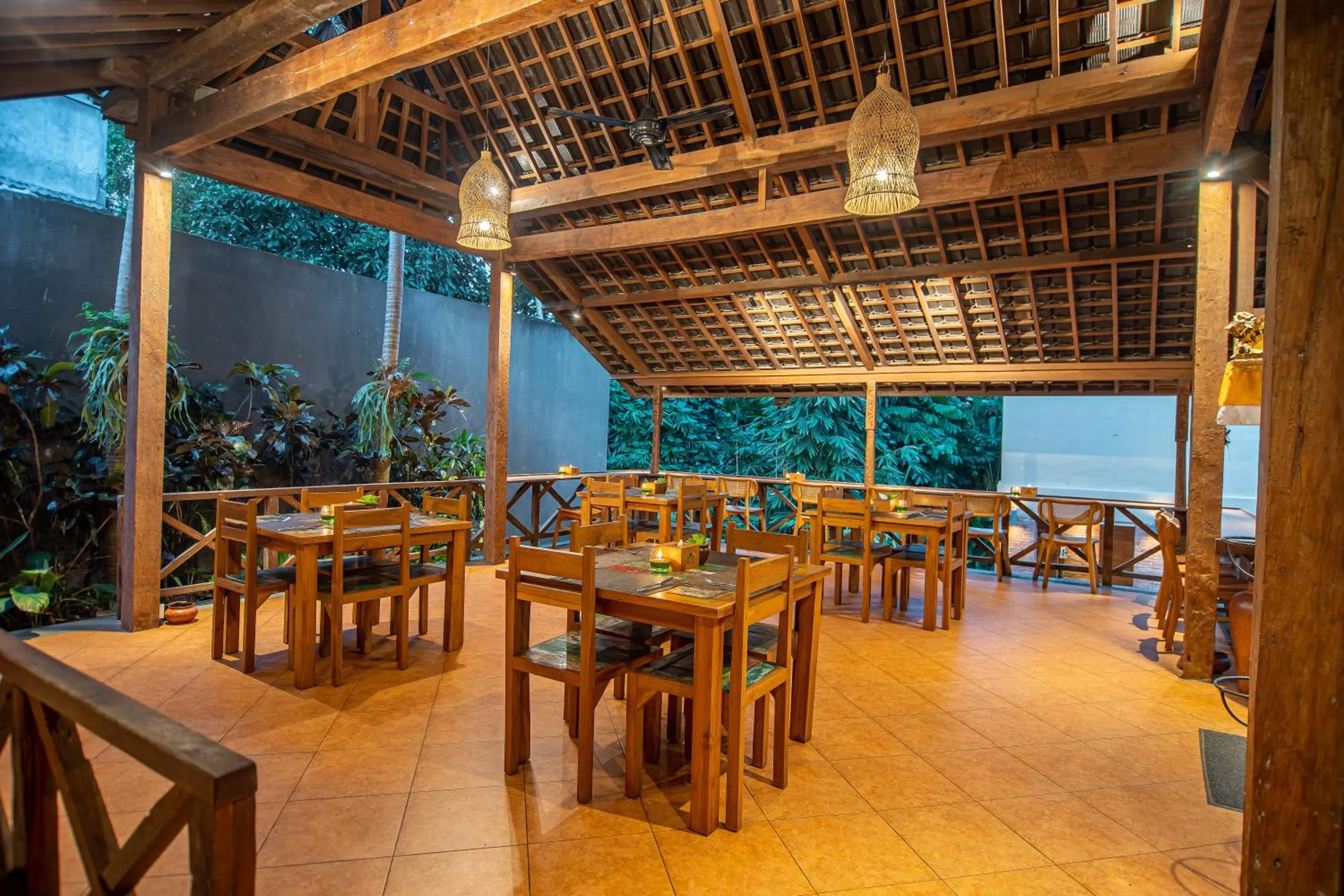 Restaurant/places to eat in Merak Village by Prasi