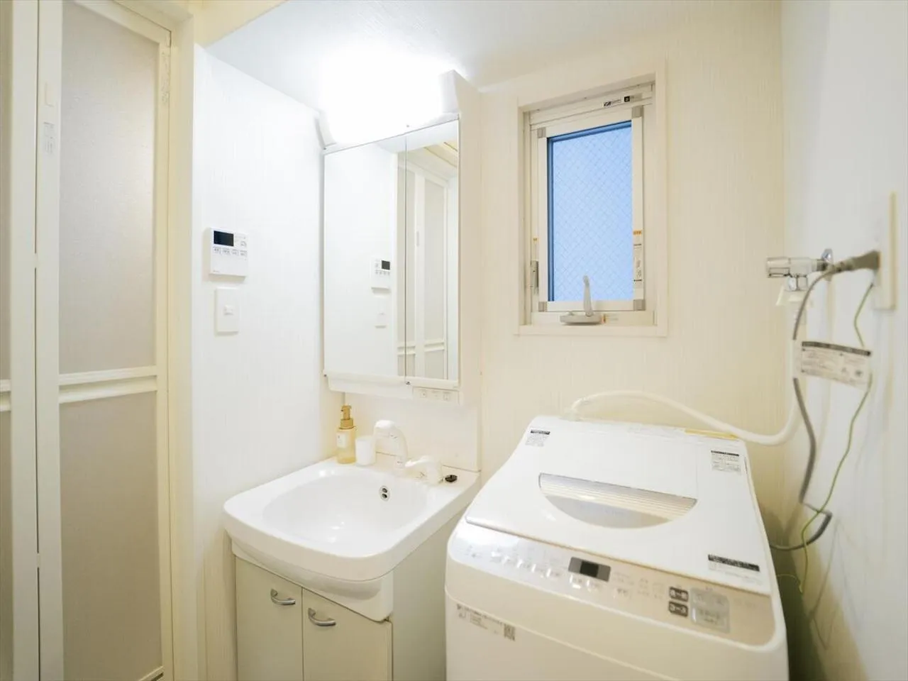 Bathroom in HIT Tenjin