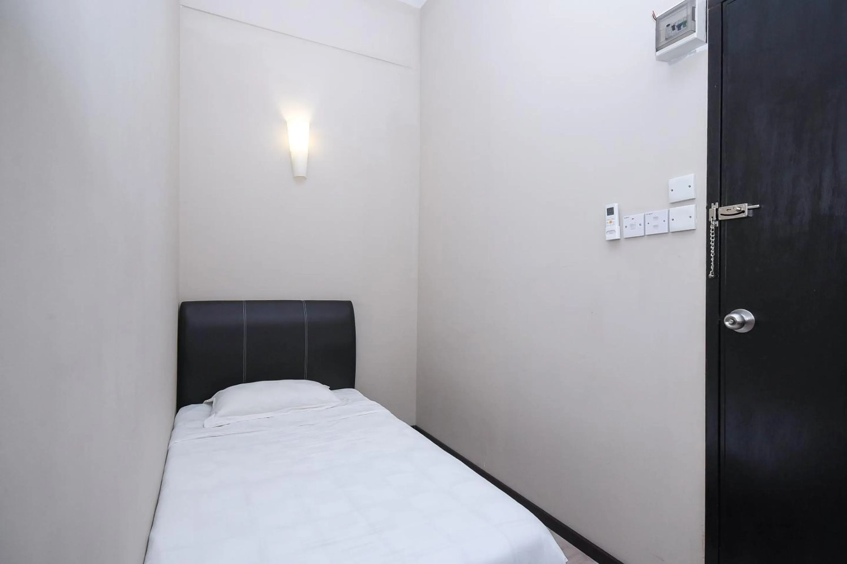 Bedroom, Bed in Hotel O Lm Residence