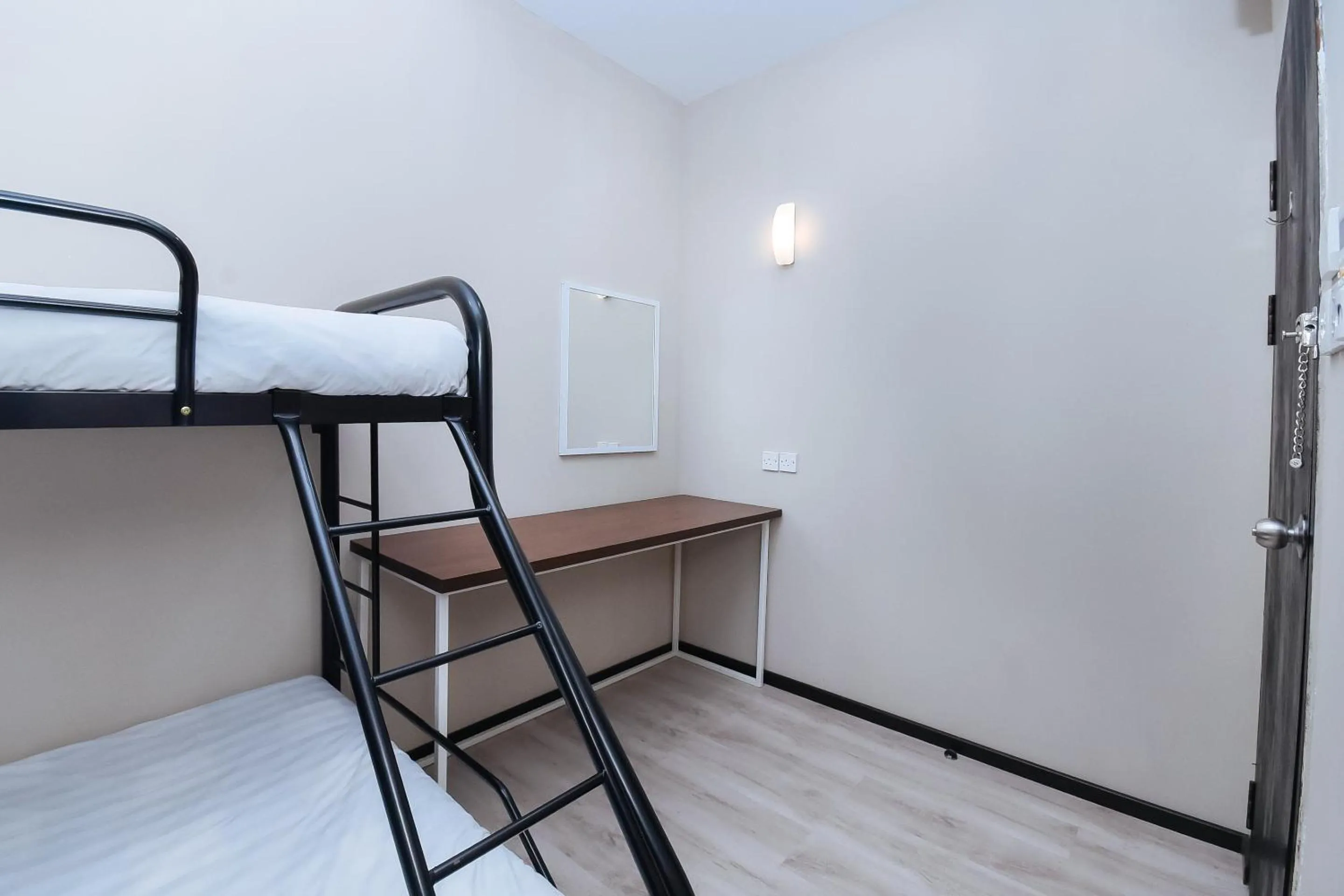 Bedroom, Bed in Hotel O Lm Residence