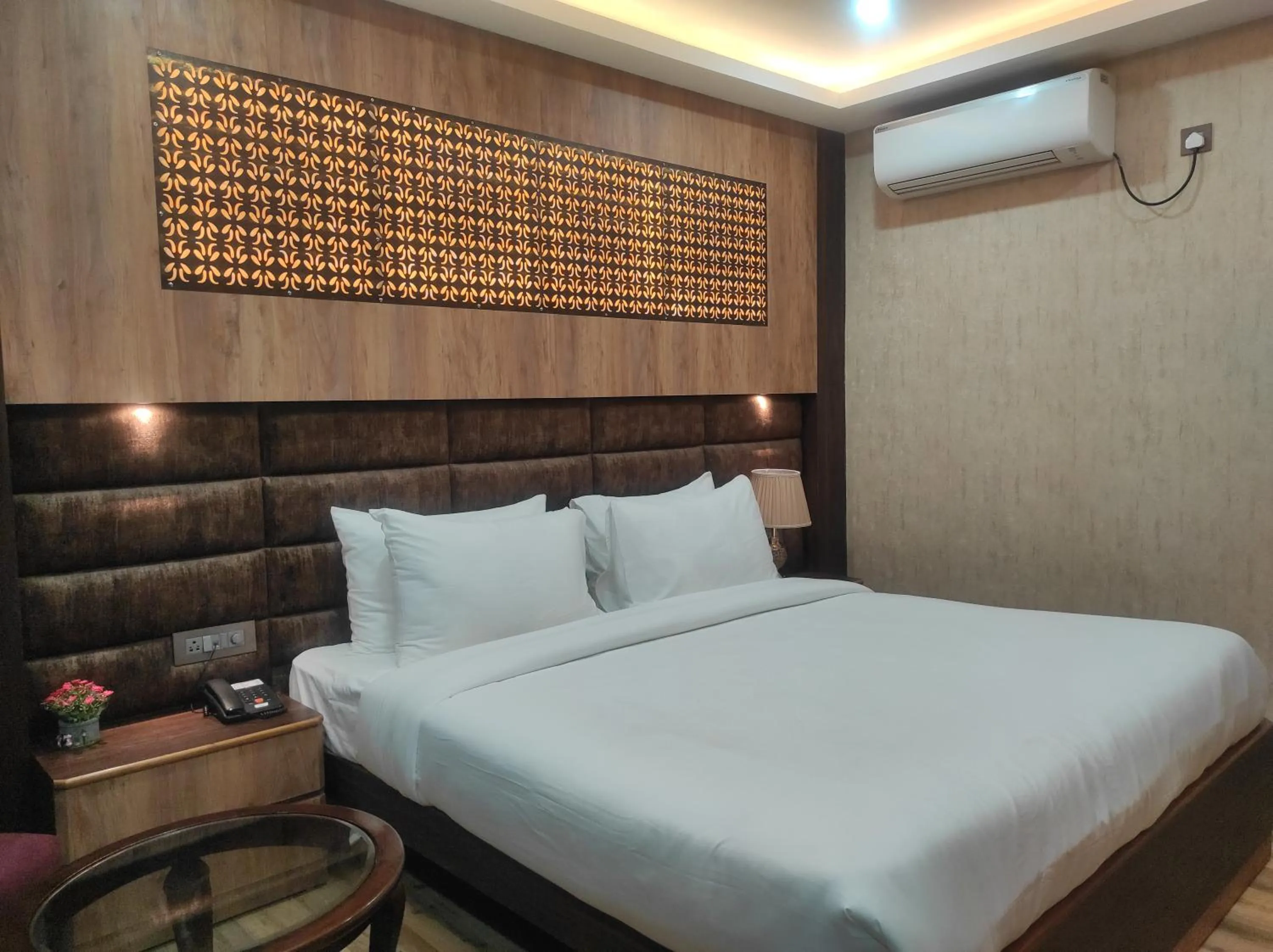 Bed in Hotel Aavas Inn