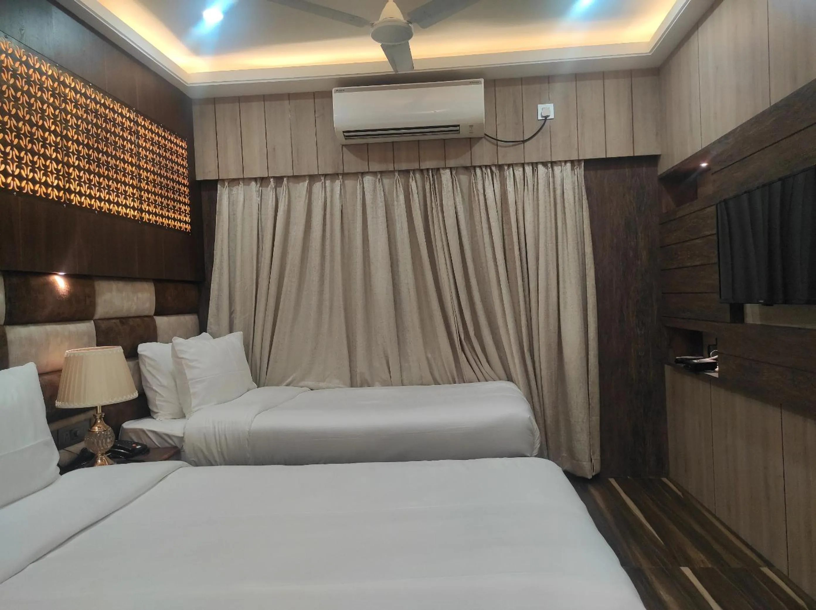 Bed in Hotel Aavas Inn