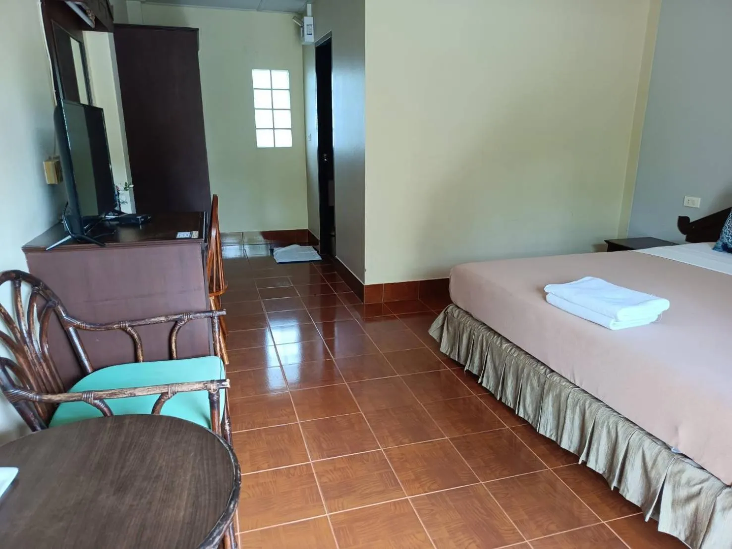 Bed in Ban Nam Mao Resort