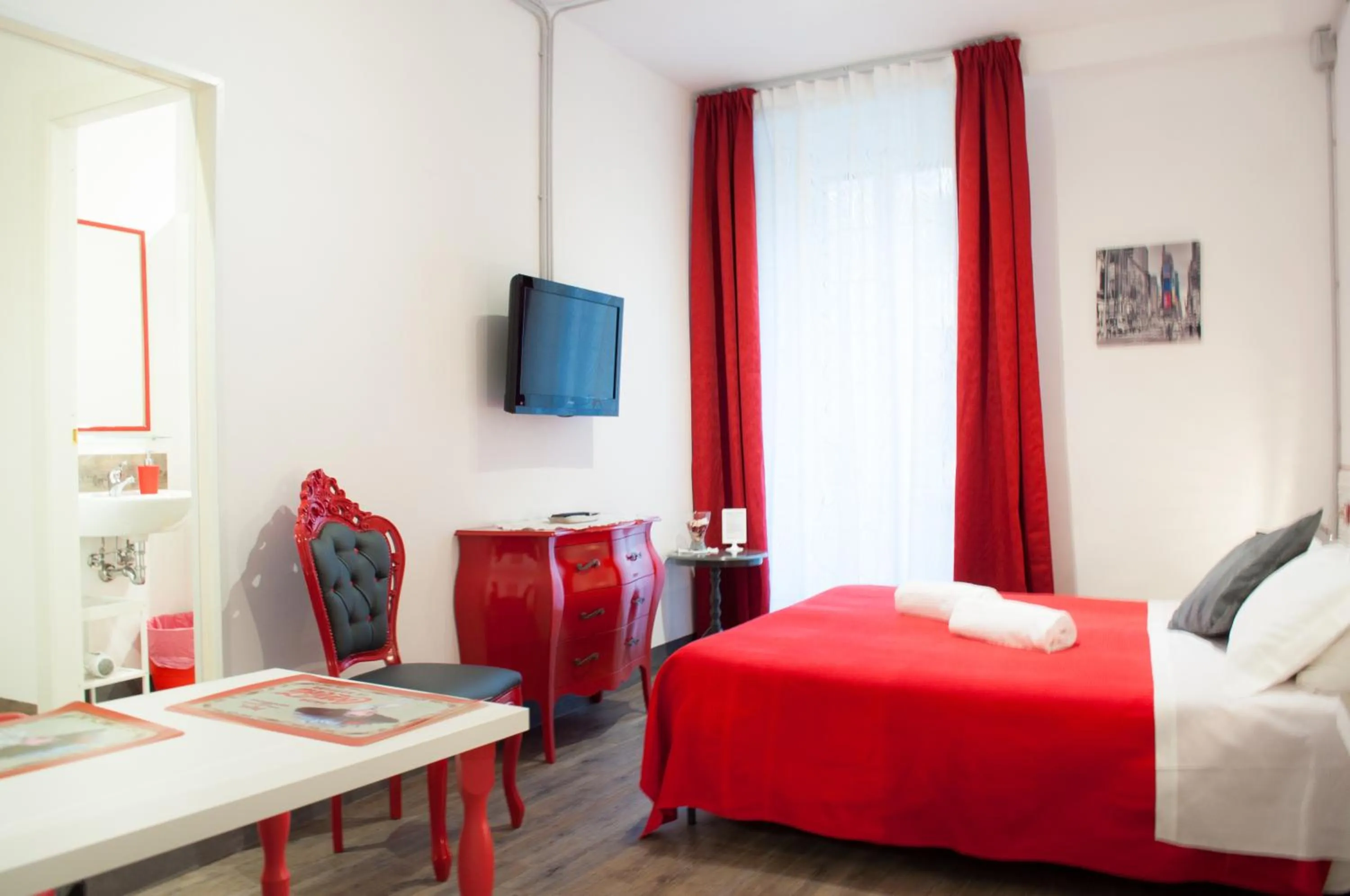 Photo of the whole room, Bed in Relais Cola Di Rienzo