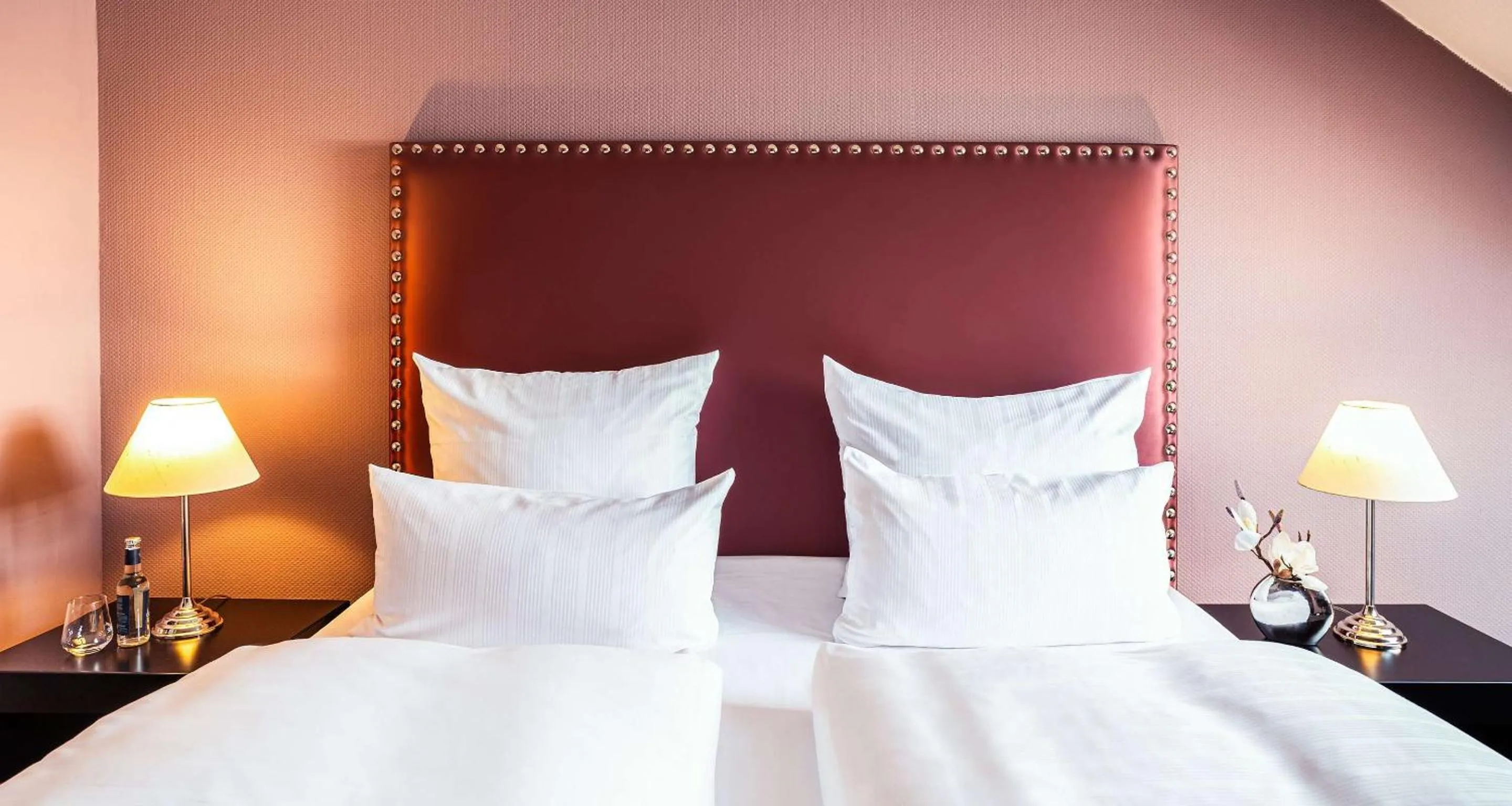 Photo of the whole room, Bed in Best Western Victor's Residenz-Hotel Rodenhof