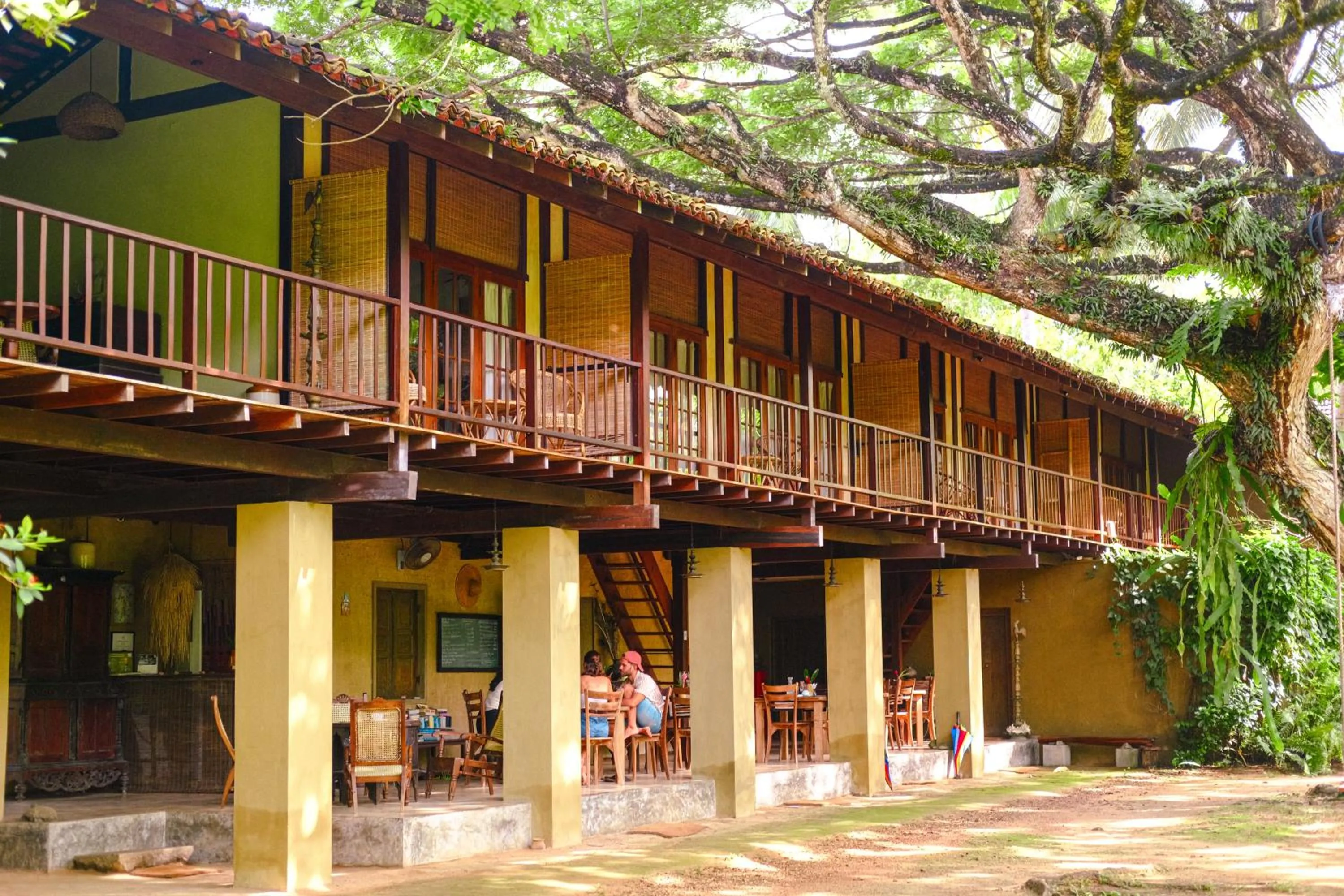 Dunes Unawatuna Hotel