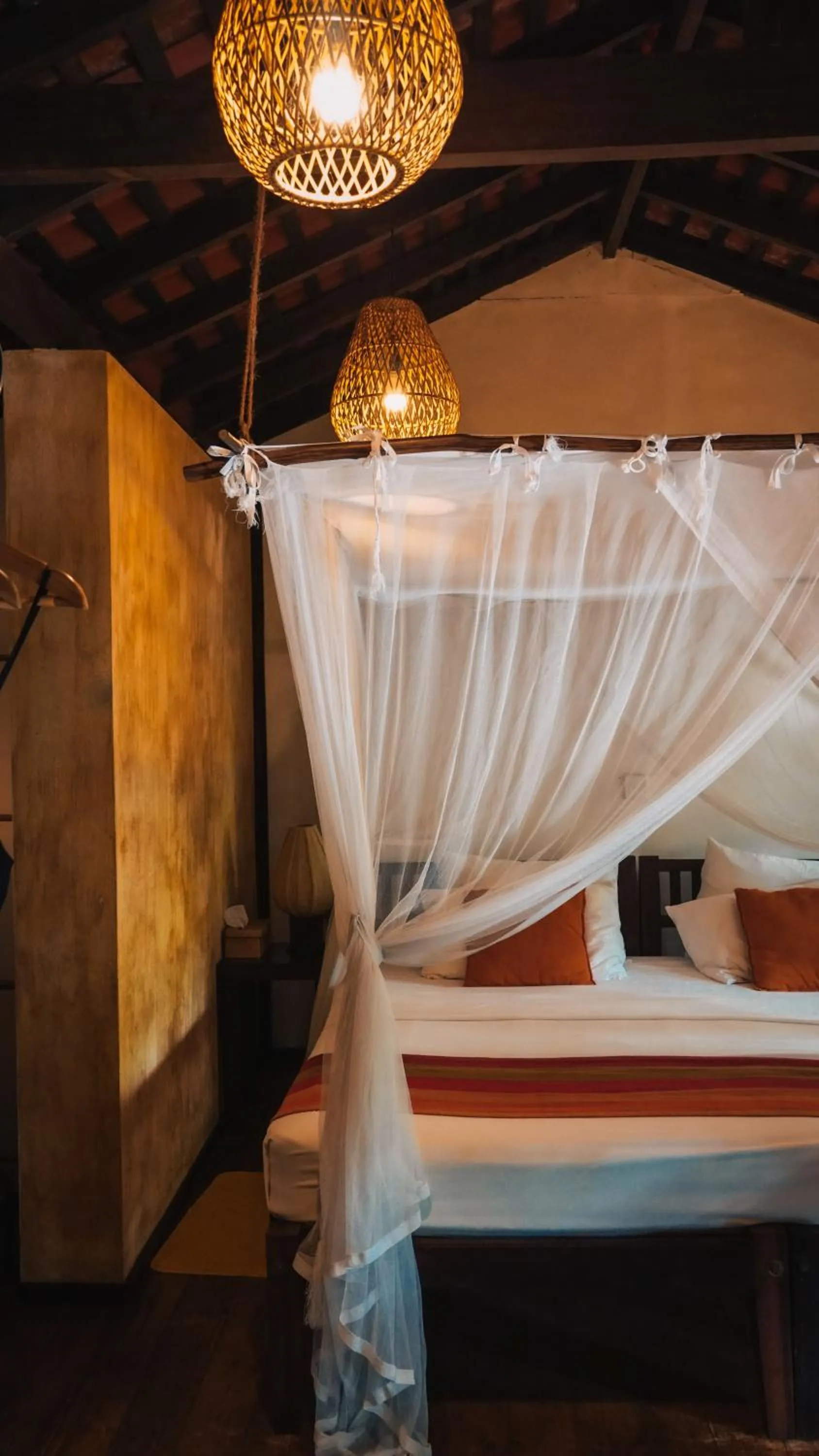 Bed in Dunes Unawatuna Hotel