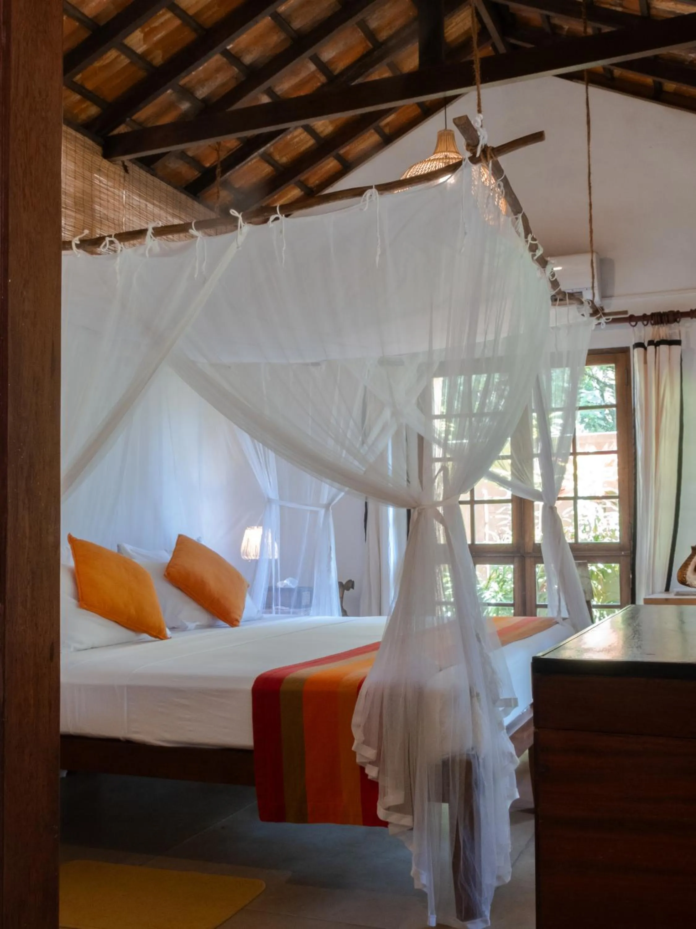 Bed in Dunes Unawatuna Hotel