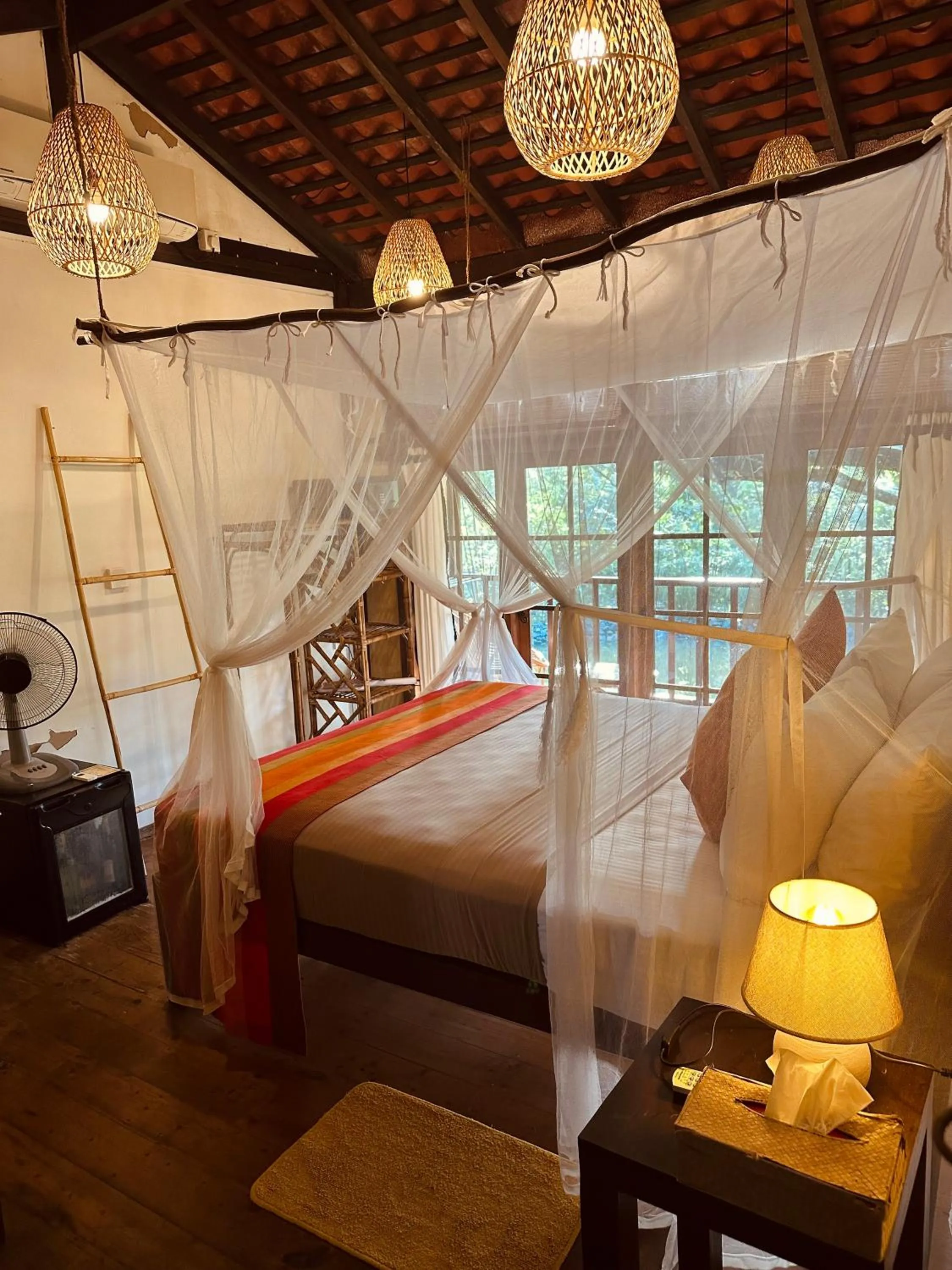 Bed in Dunes Unawatuna Hotel