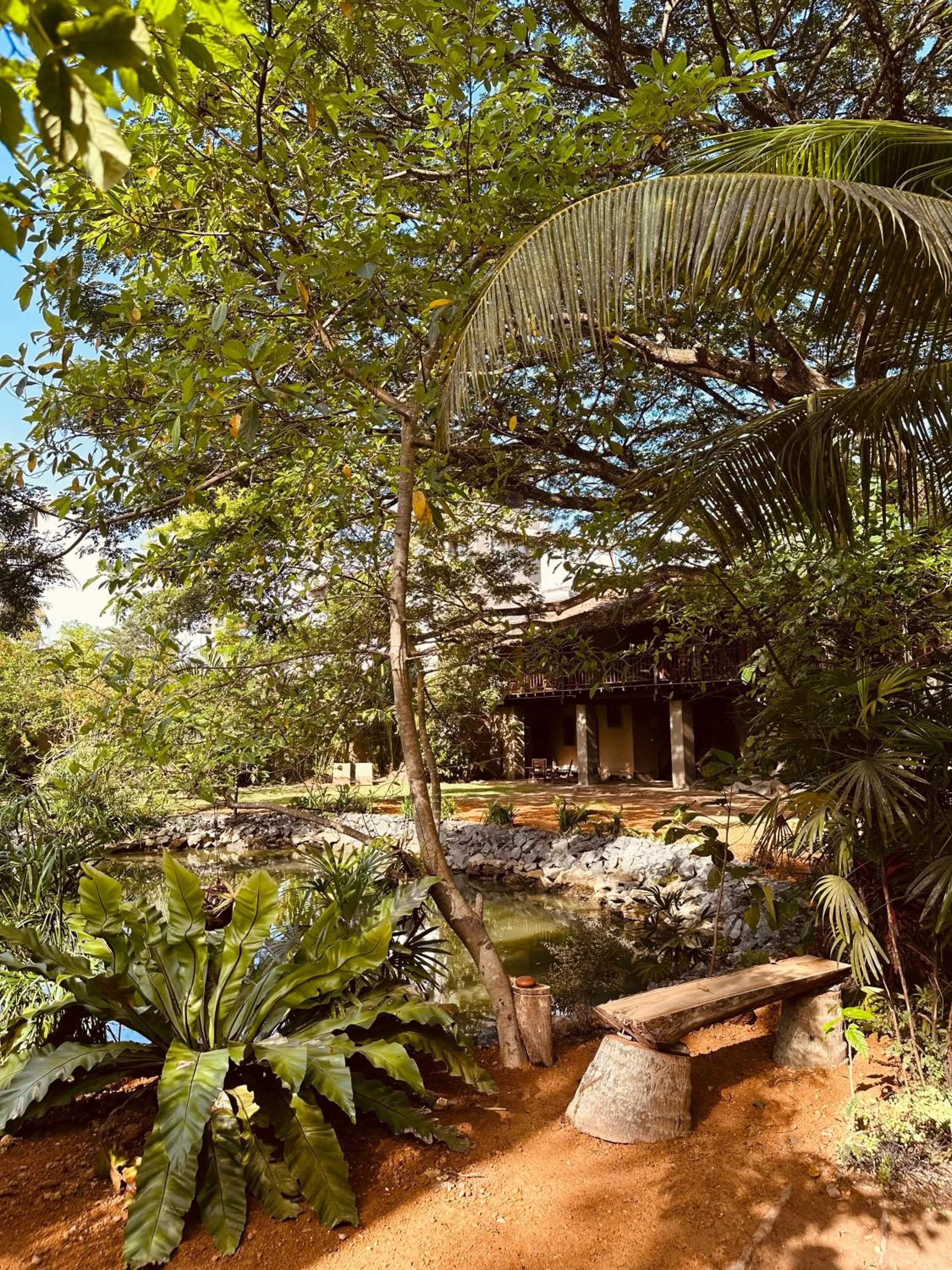 Dunes Unawatuna Hotel