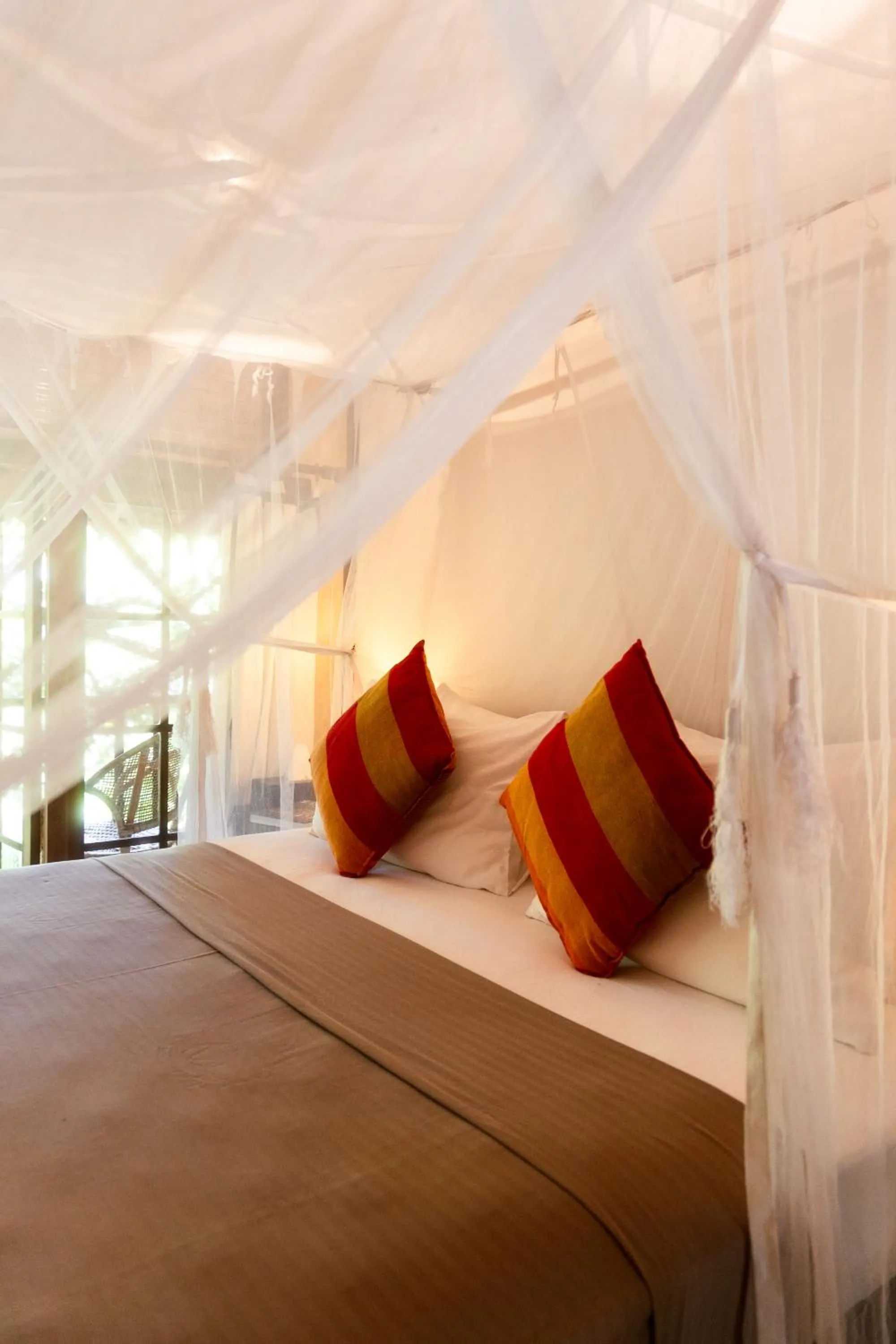 Bed in Dunes Unawatuna Hotel