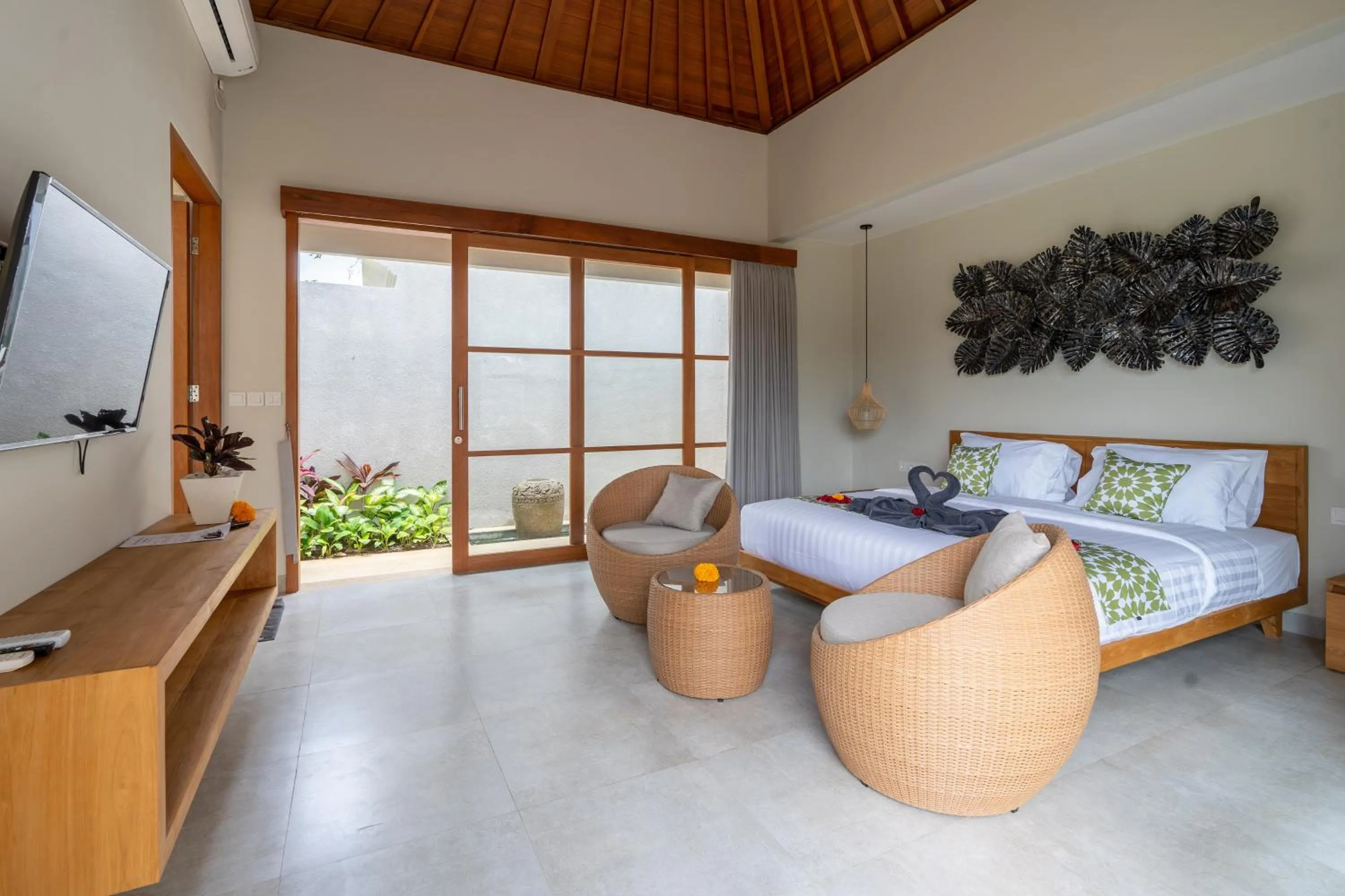 Bedroom, Bed in Arta Private Villa