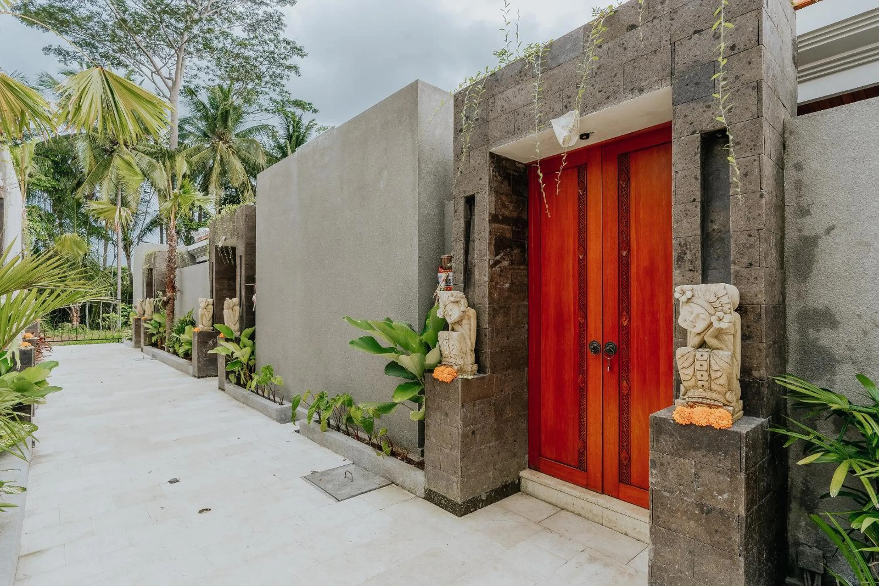 Facade/entrance in Arta Private Villa