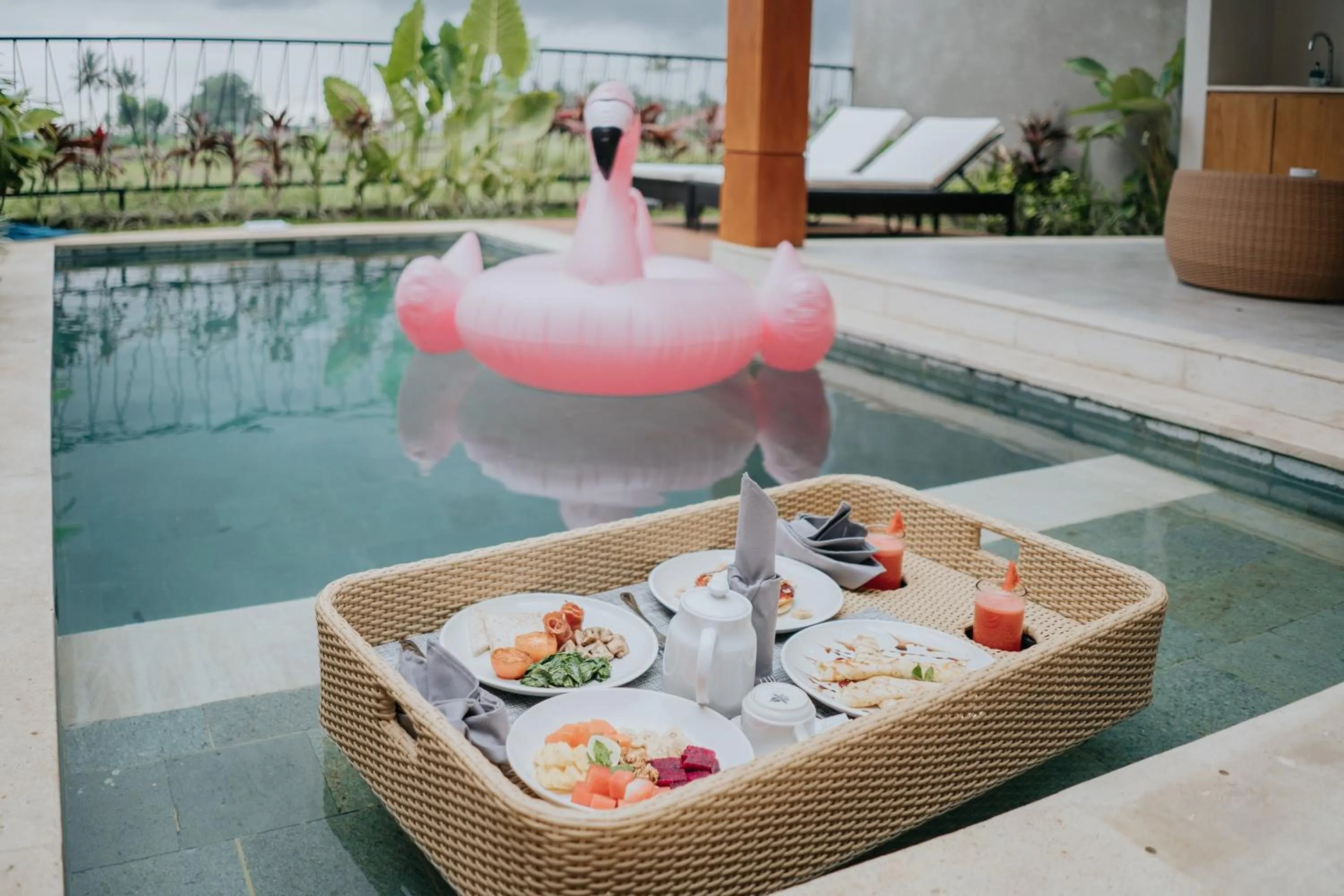 Breakfast in Arta Private Villa