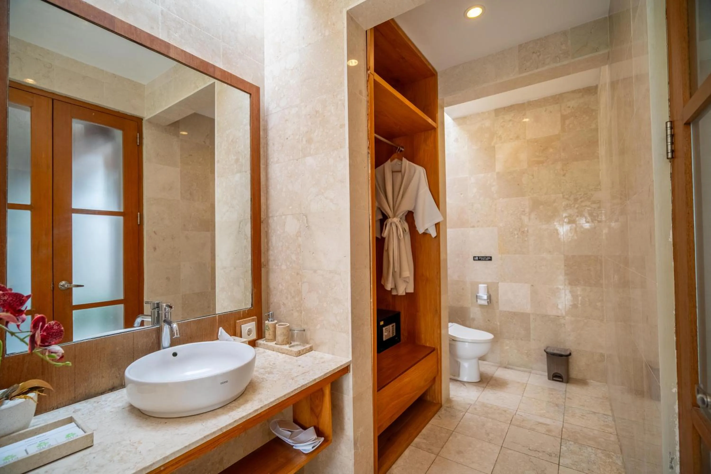 Toilet in Arta Private Villa