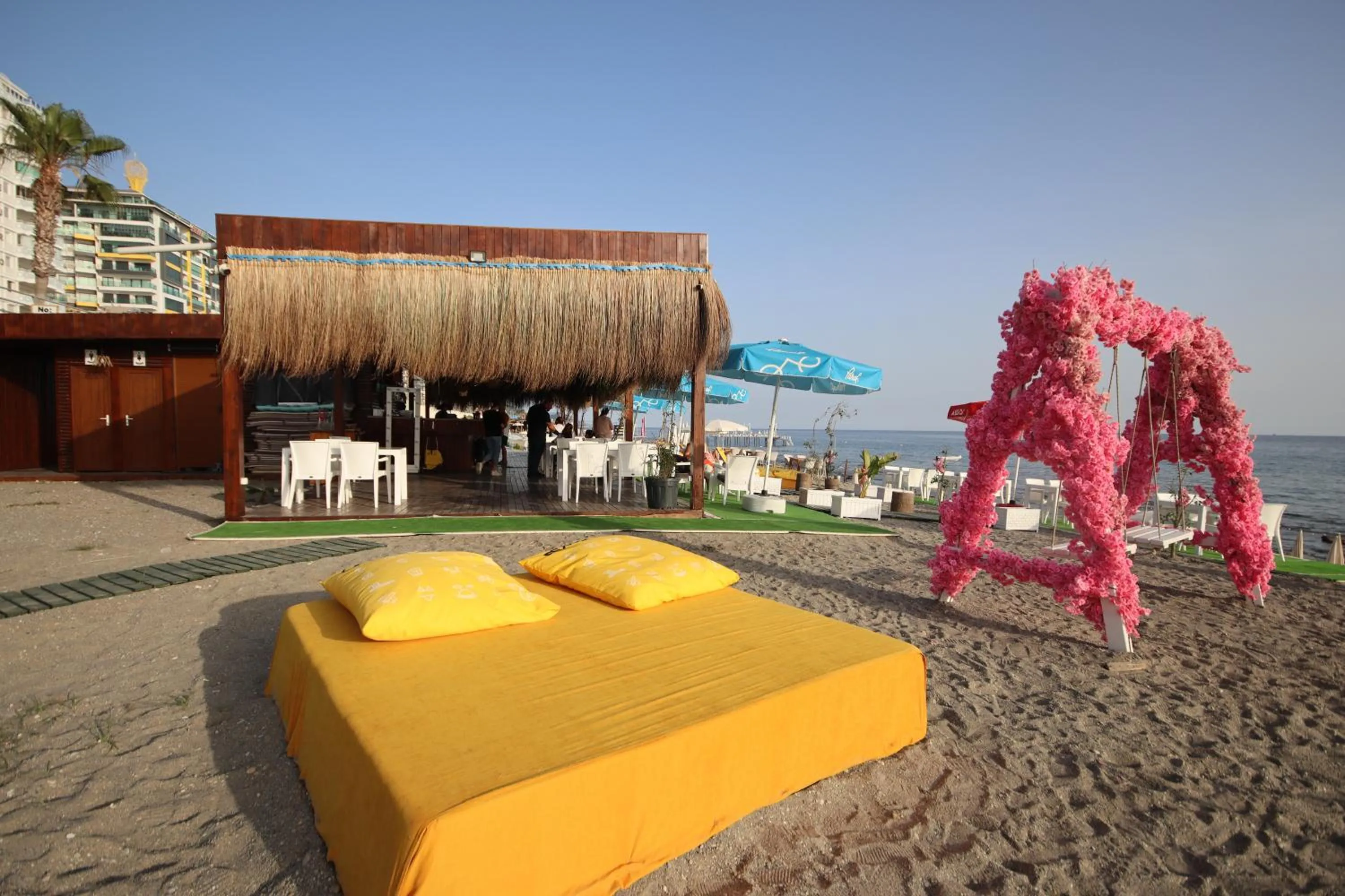 Beach in Gold Twins Boutique Hotel