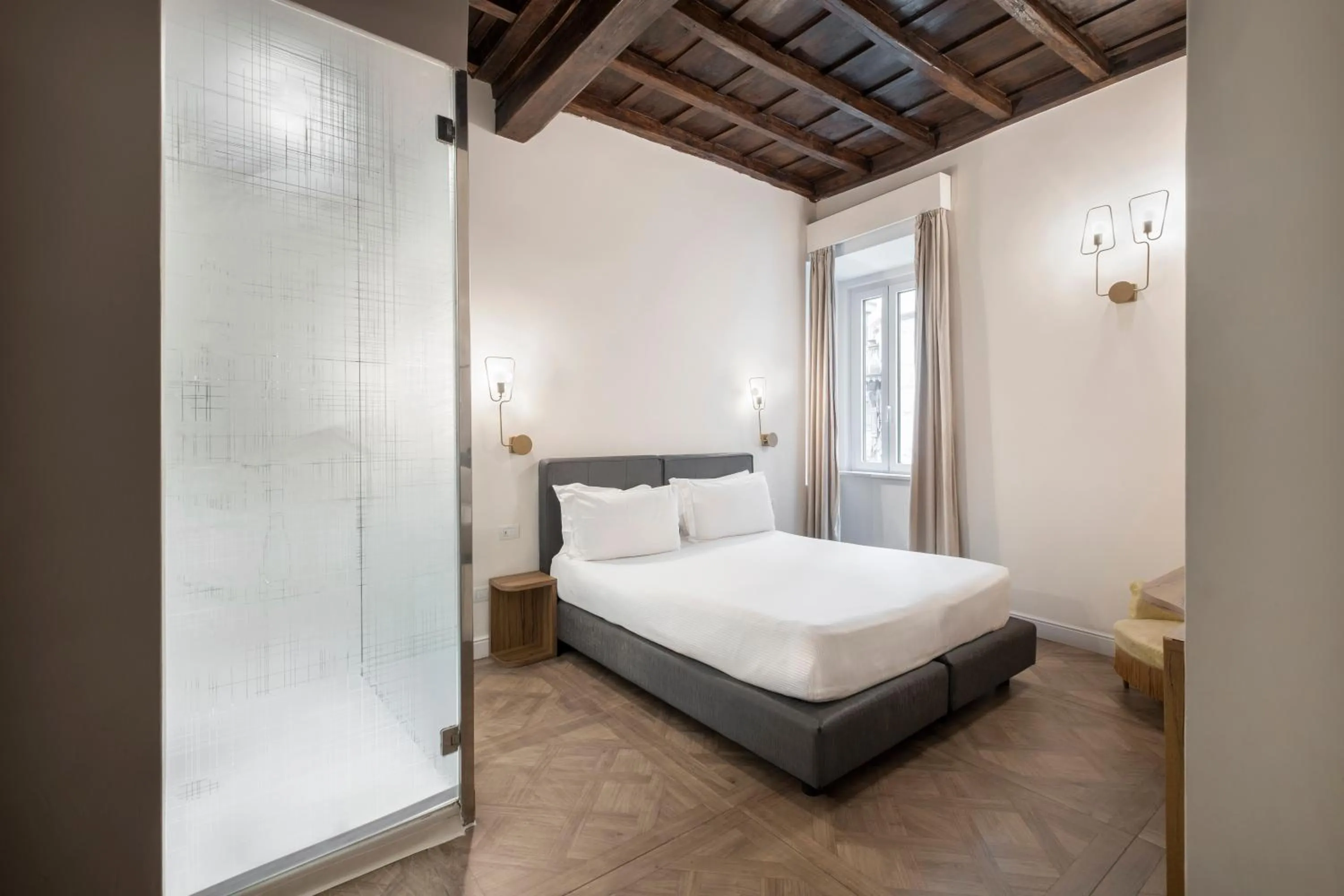 Bedroom, Bed in 19 Steps Trevi