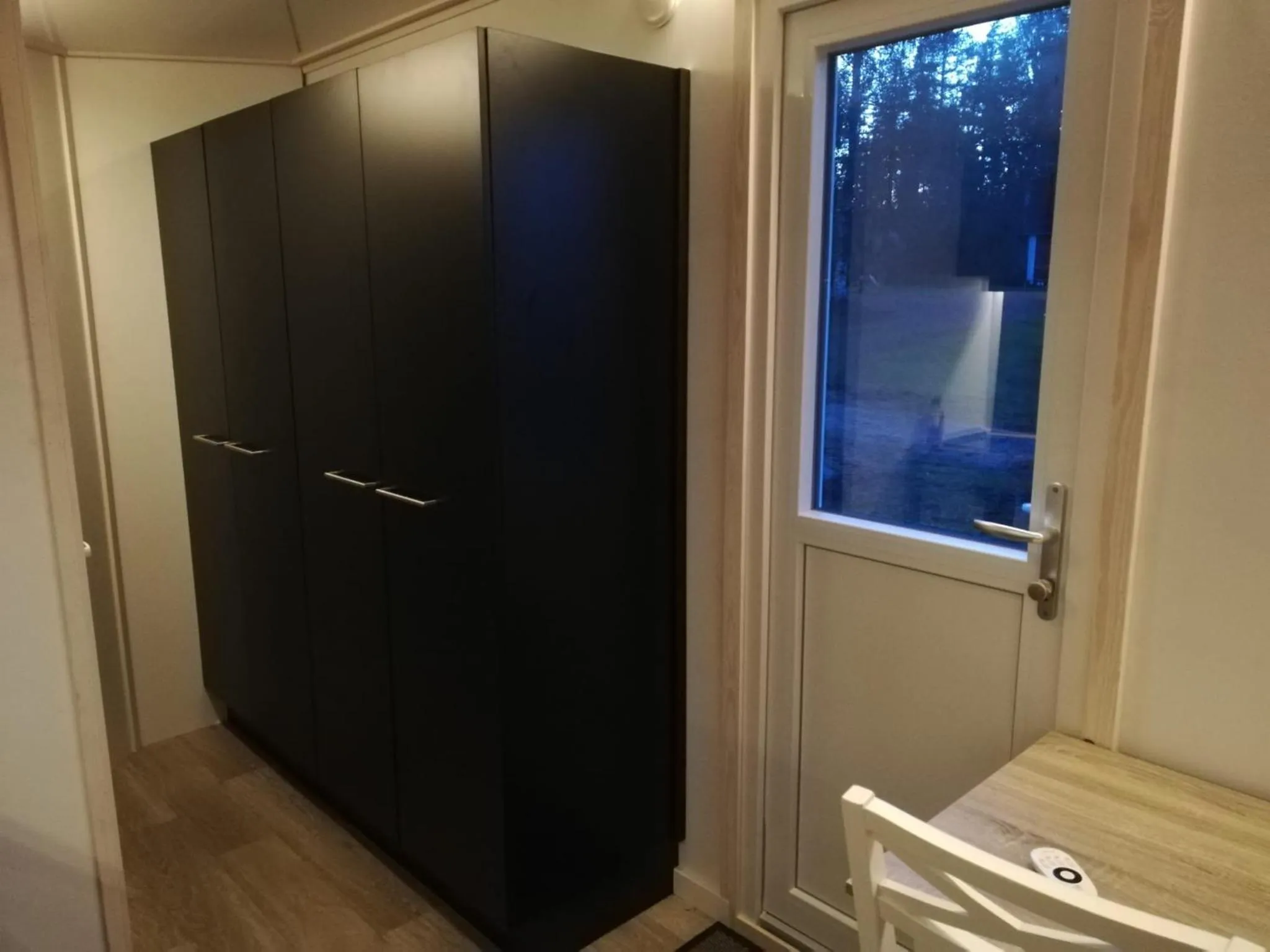 hair dresser in Old Pine Husky Lodge