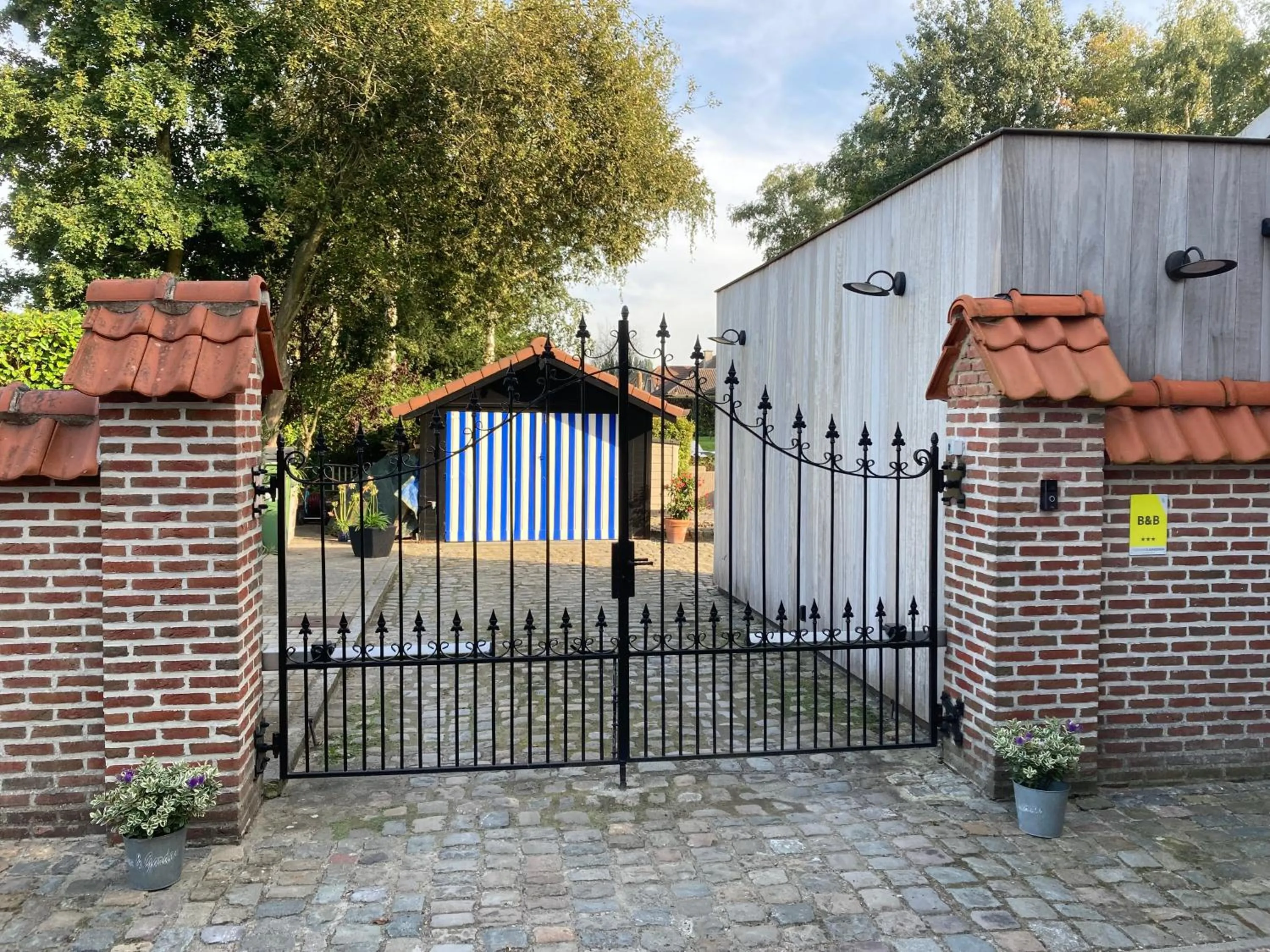 Facade/entrance in B&B Hof Ter Koningen