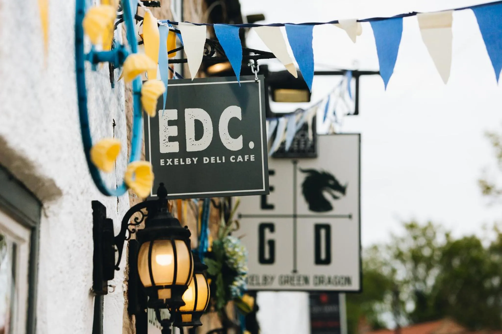 Property building in Exelby Green Dragon