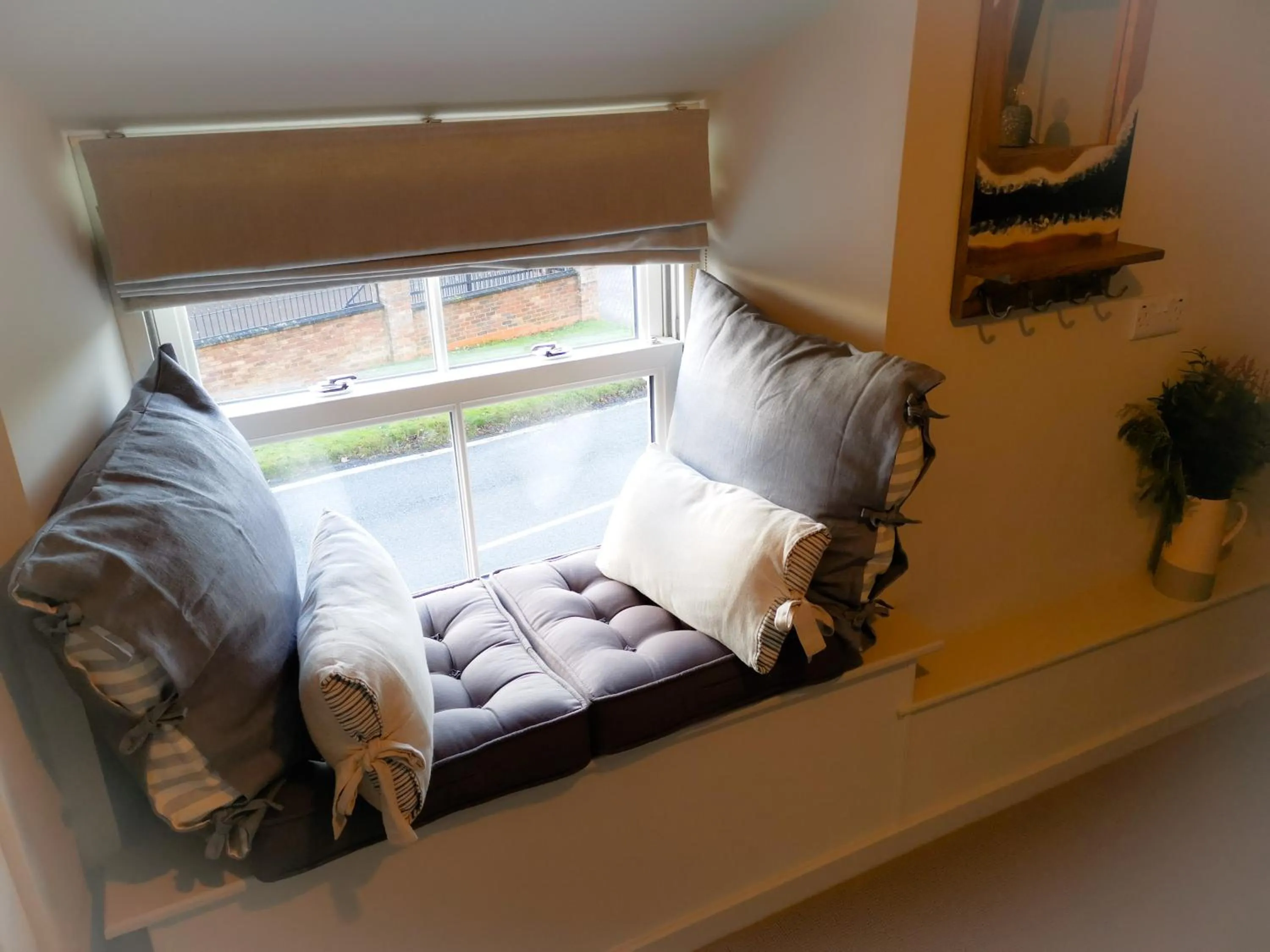 Bedroom in Exelby Green Dragon