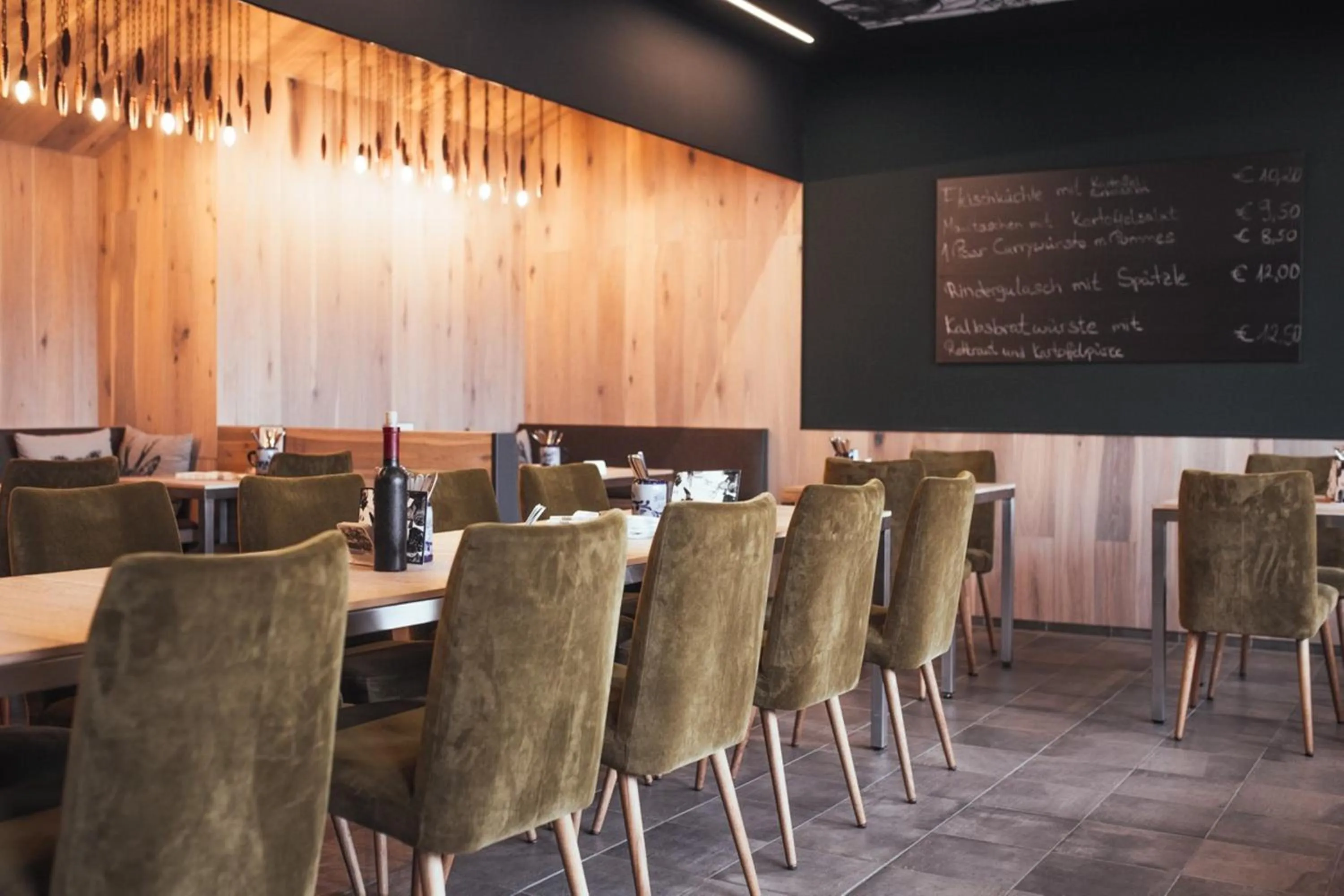 Restaurant/places to eat in Hotel Krone