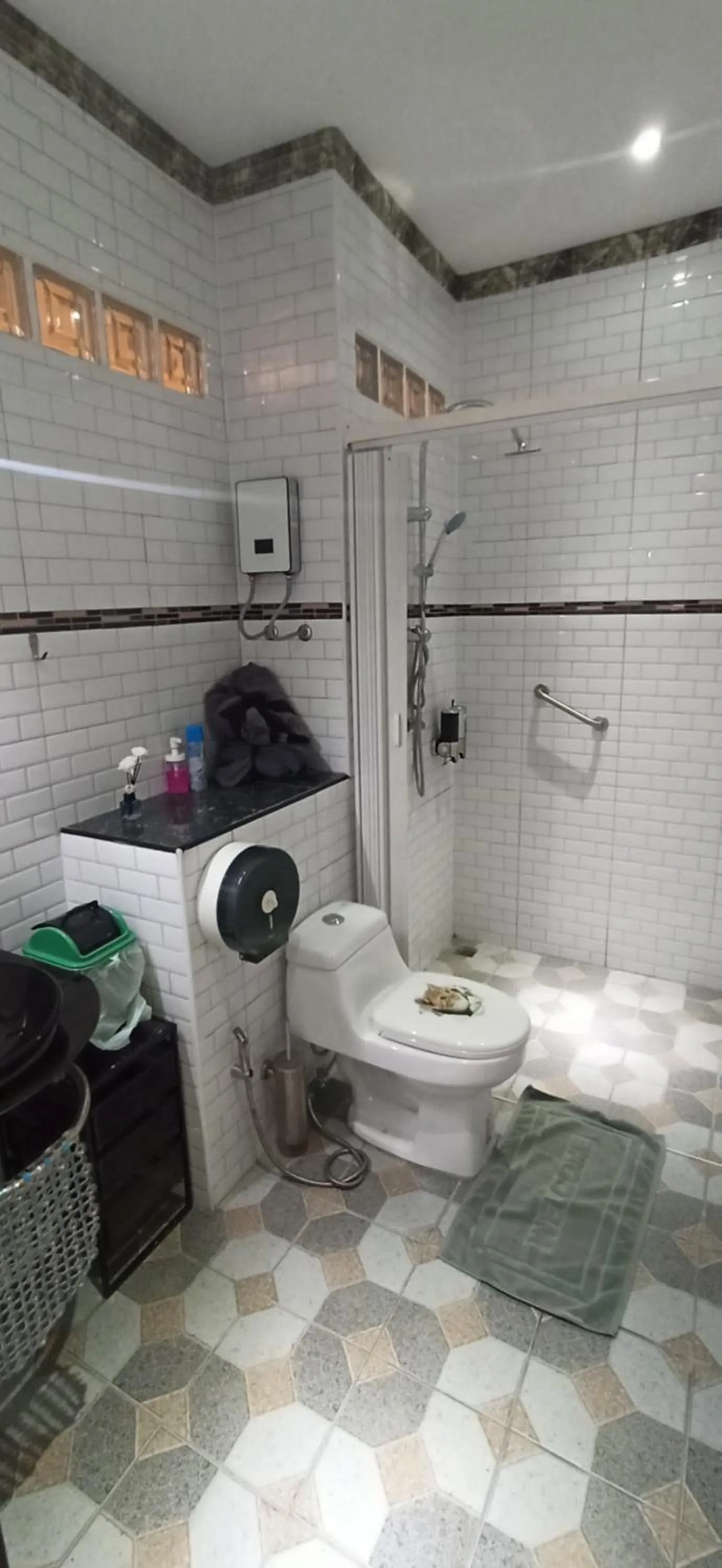 Shower in Touch the Wind