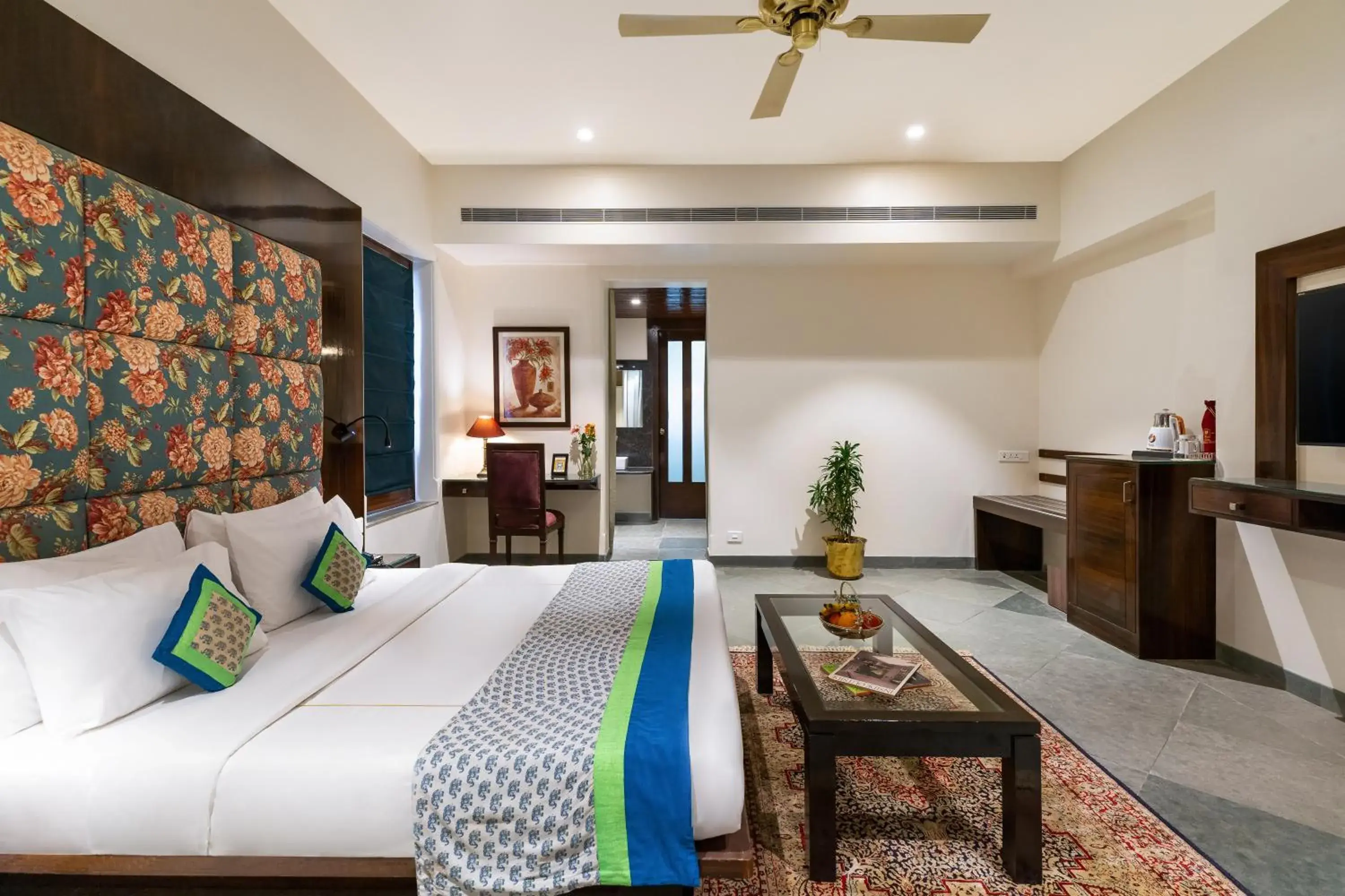 Heritage Family Royal Suite in Brahma Niwas - Best Lake View Hotel in Udaipur Heritage Family Royal Suite in Brahma Niwas - Best Lake View Hotel in Udaipur