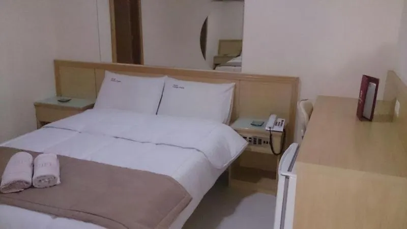 Bedroom, Bed in Hotel Gomes Freire (Adult Only)