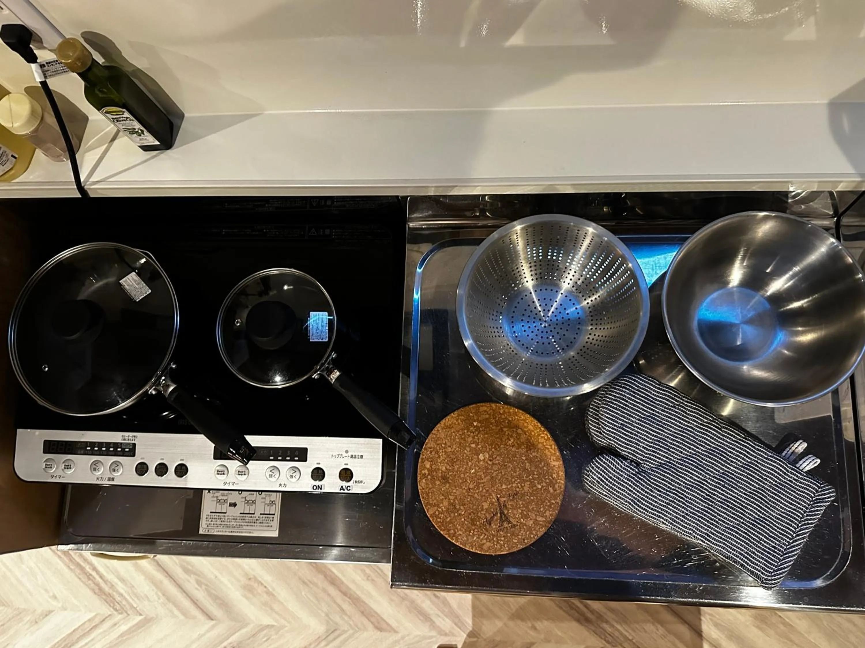 kitchen in Economy Hotel Upashi