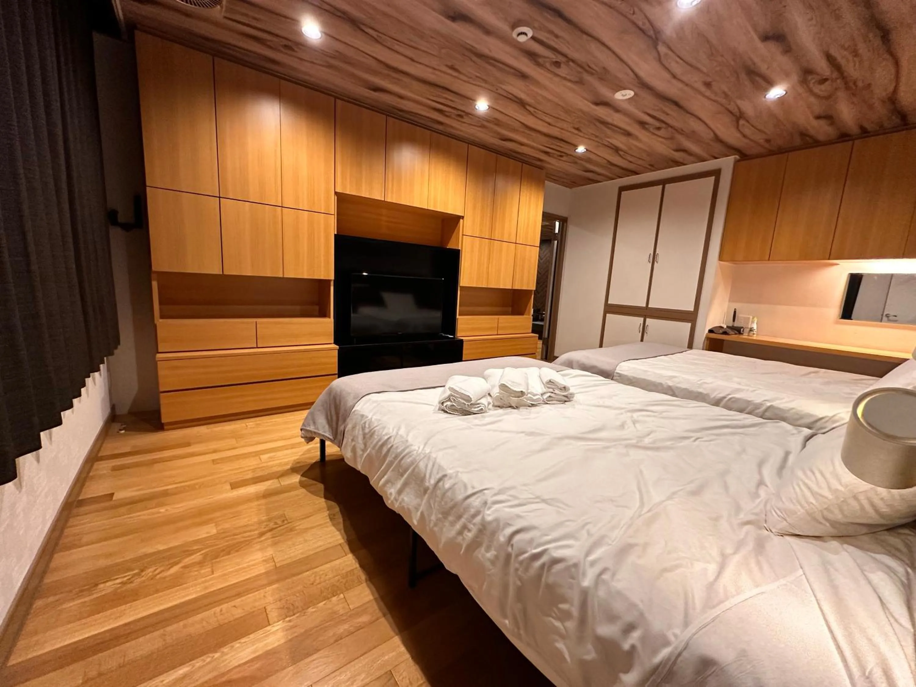 Bed in Economy Hotel Upashi